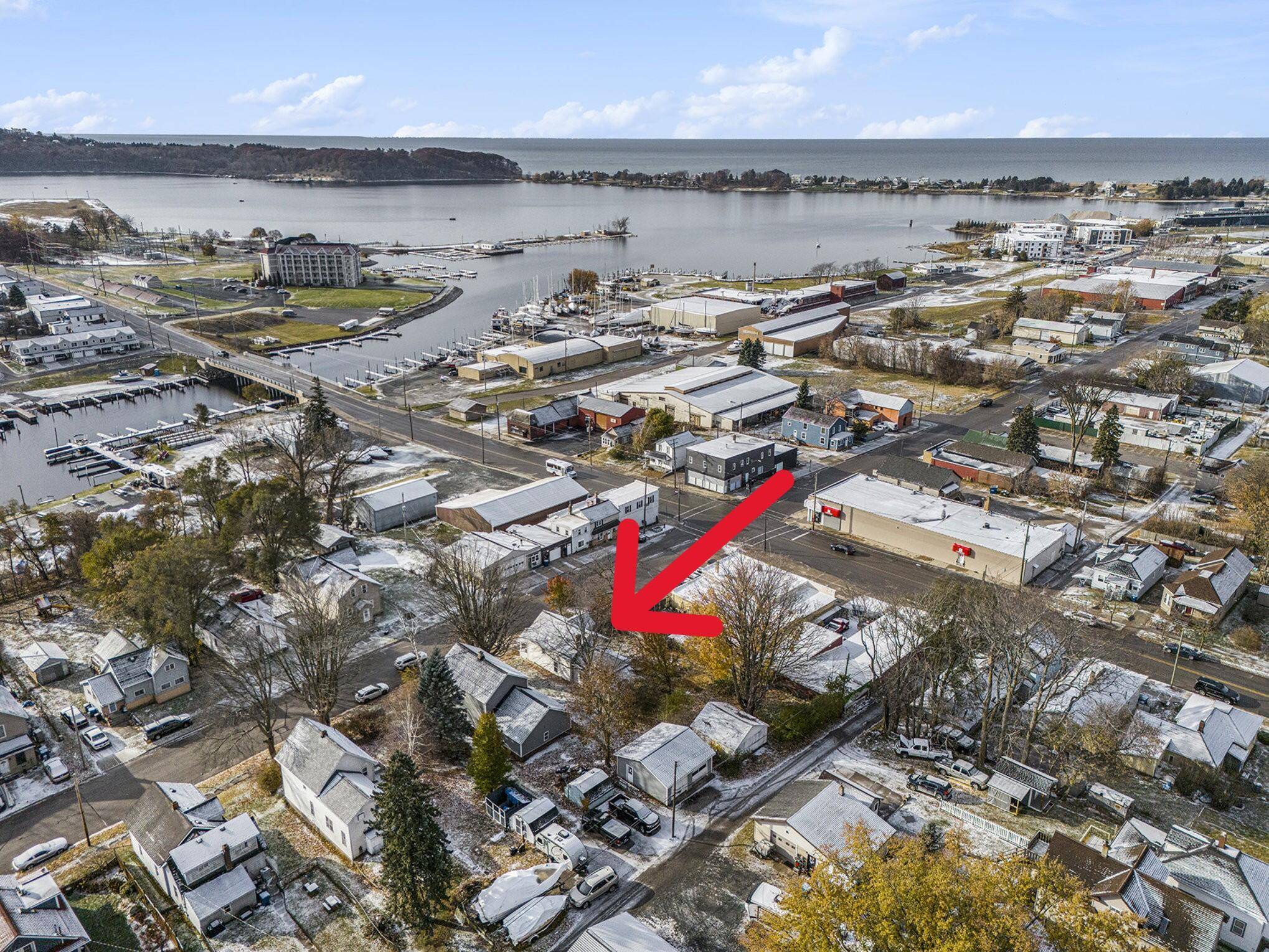 Ludington, MI 49431,603 E Dowland Street