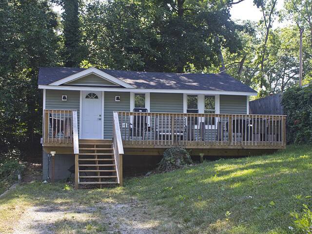 Dowagiac, MI 49047,93402 Lee Street