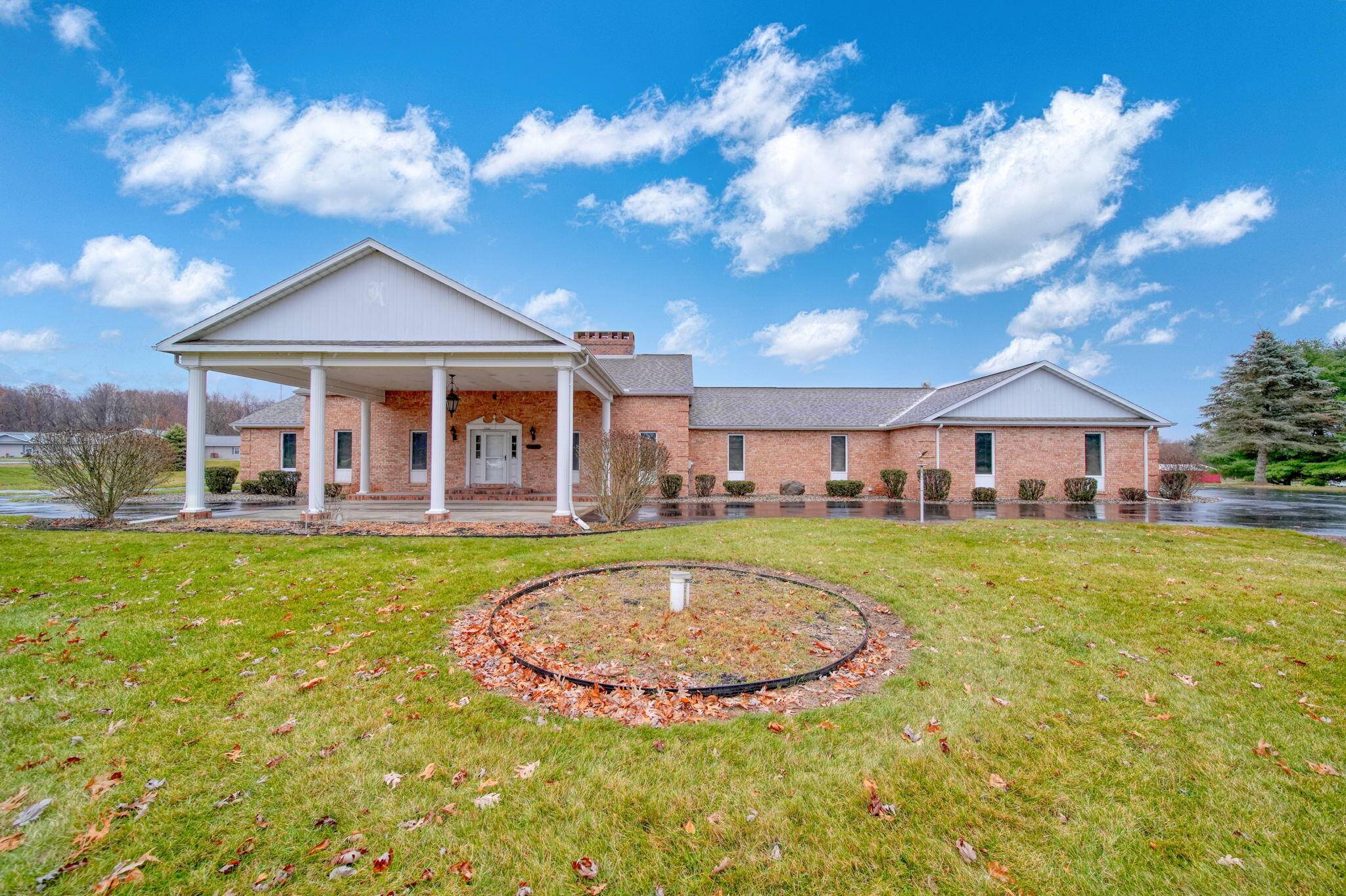 Hillsdale, MI 49242,1111 N Lake Pleasant Road