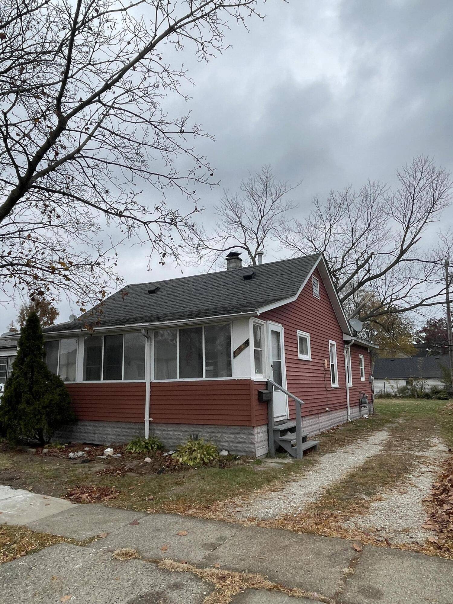 Eastpointe, MI 48021,24646 Tuscany Avenue