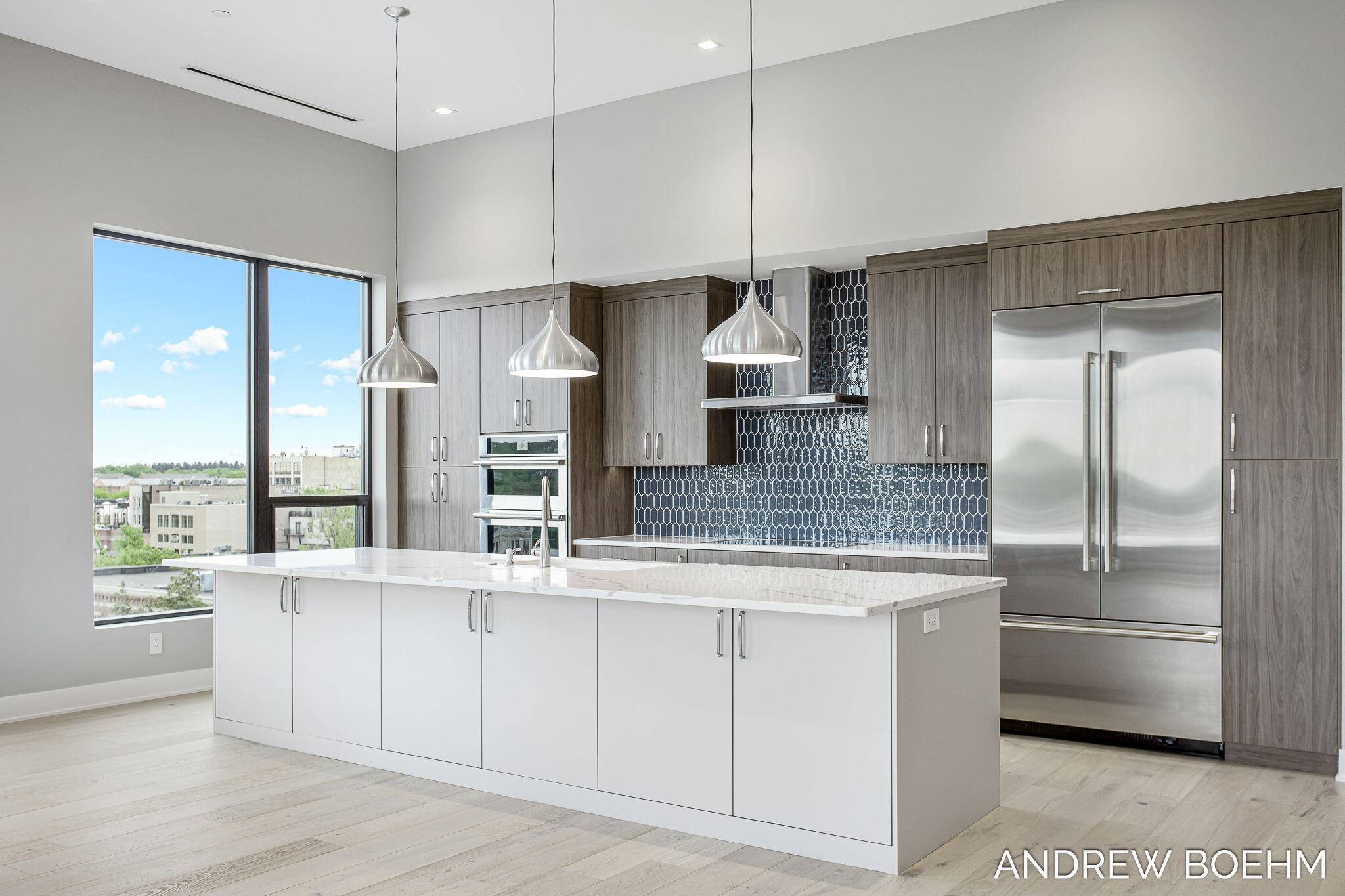 Holland, MI 49423,159 S River Avenue #404