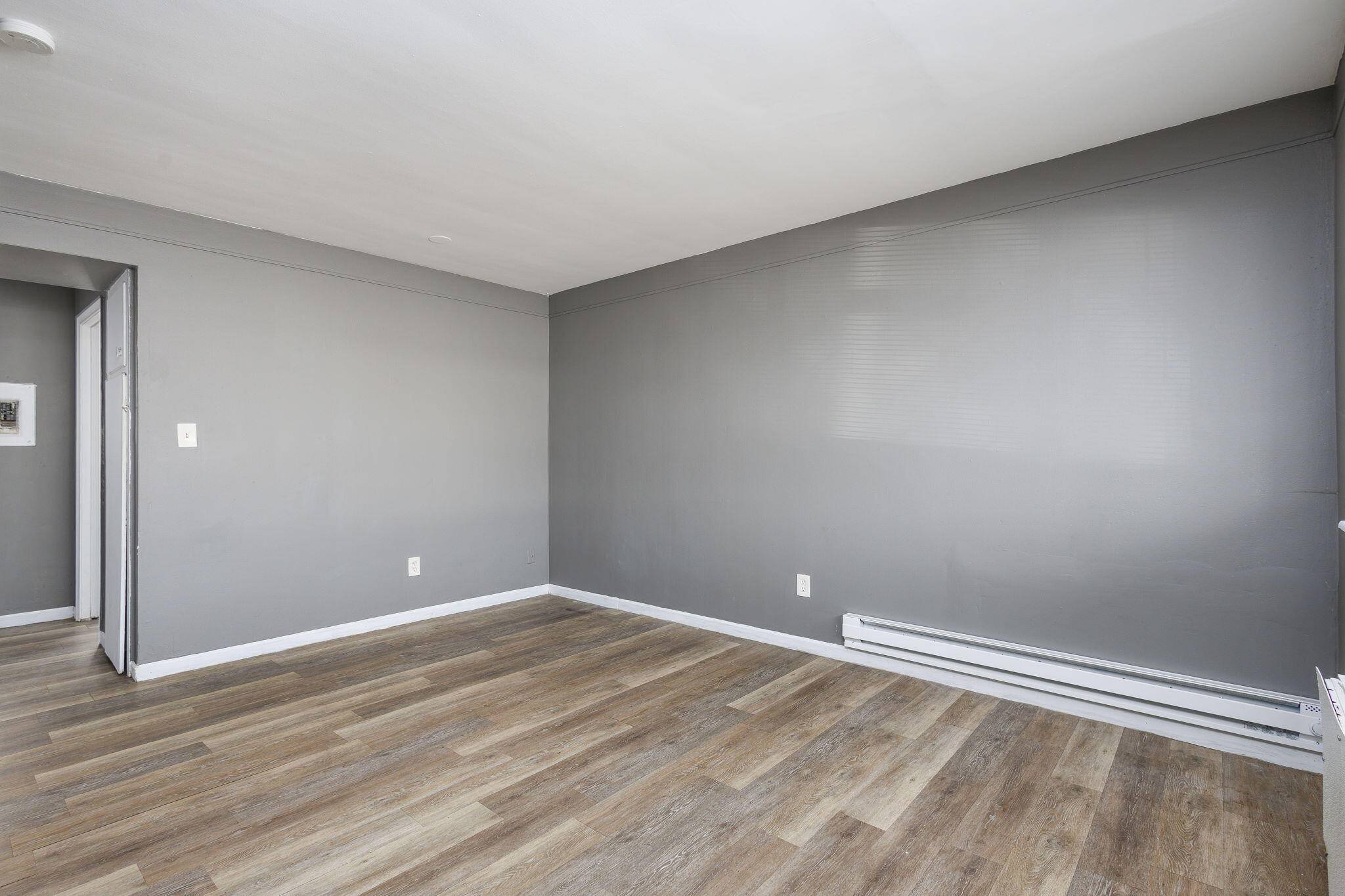 Detroit, MI 48234,19625 Conant #12