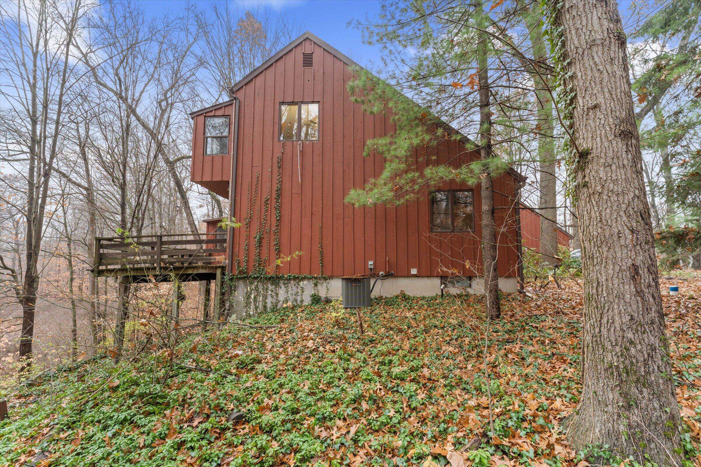 Niles, MI 49120,8032 Chapel Road