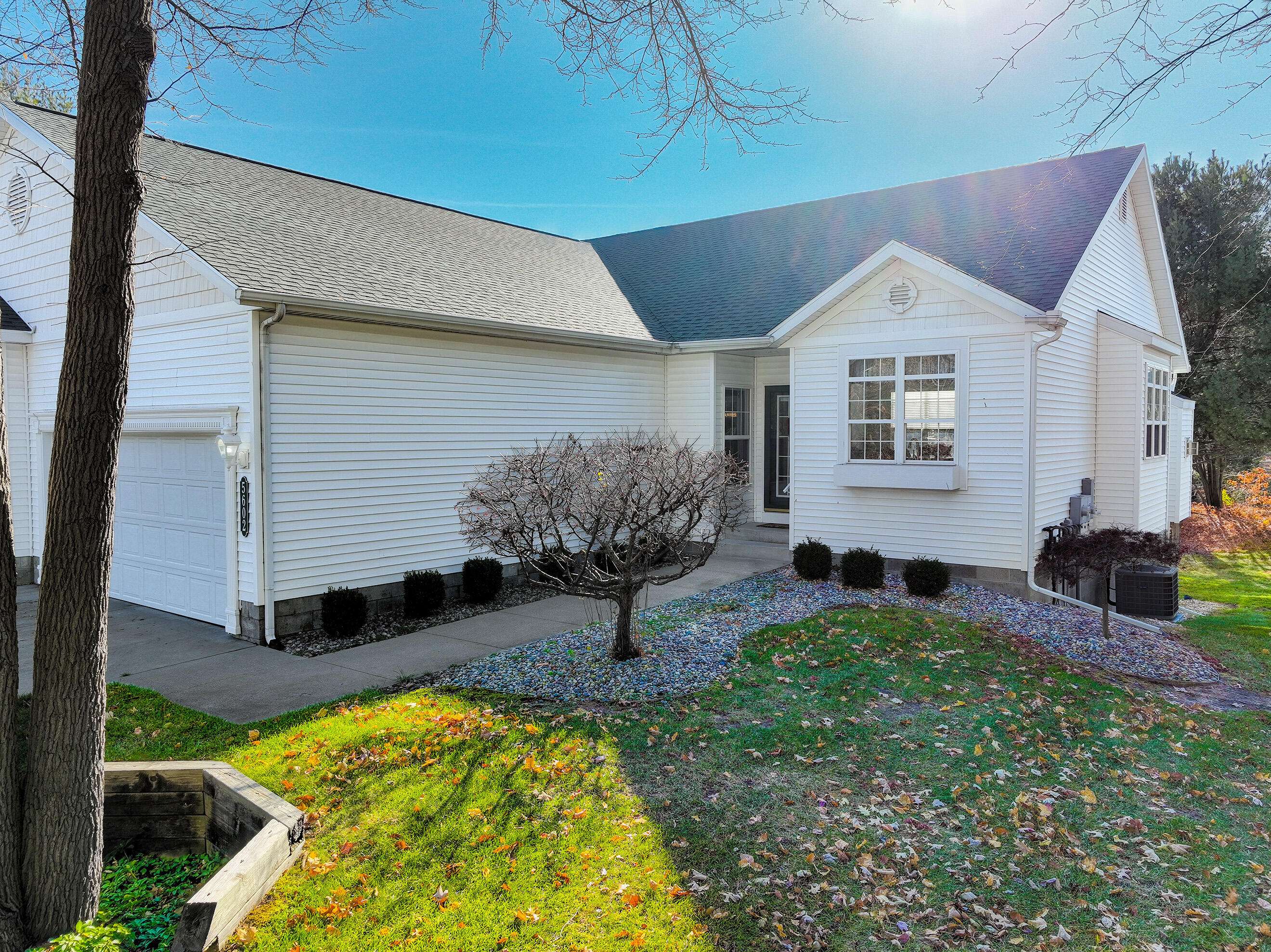 Fruitport, MI 49415,5602 Stillwater Trail