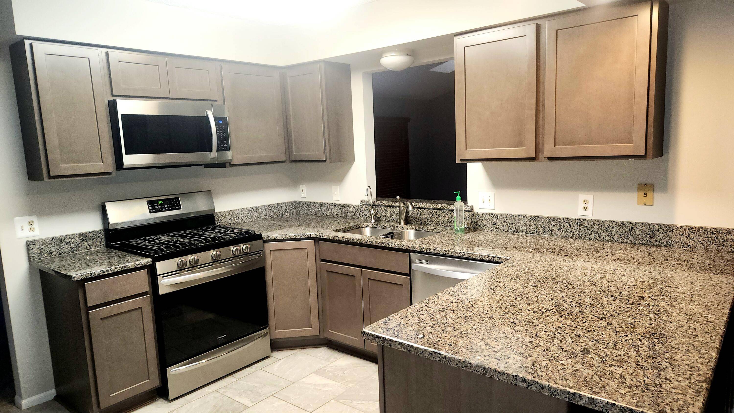 Ann Arbor, MI 48108,1660 Pond Shore Drive