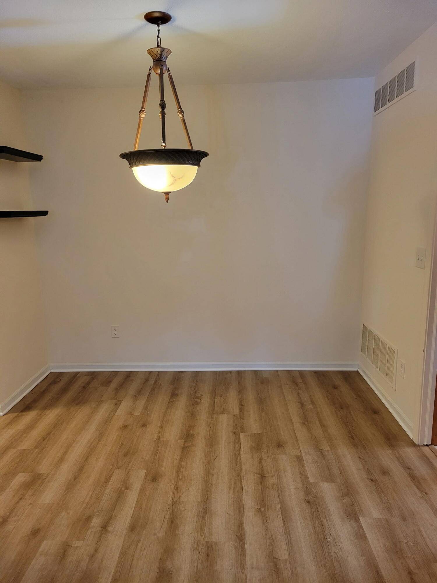 Westland, MI 48185,312 Marigold Circle