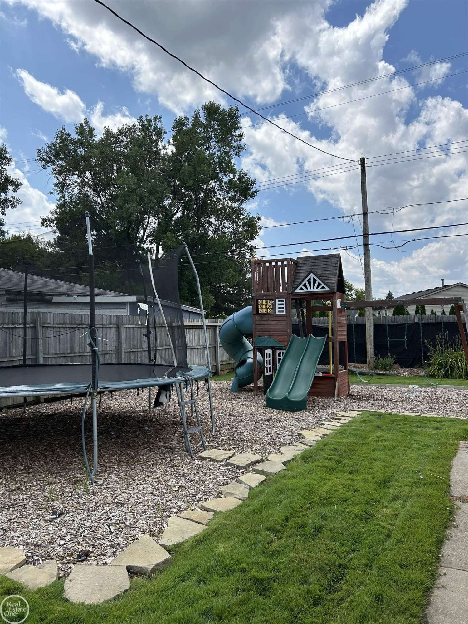 Roseville, MI 48066,25651 Wiseman Street