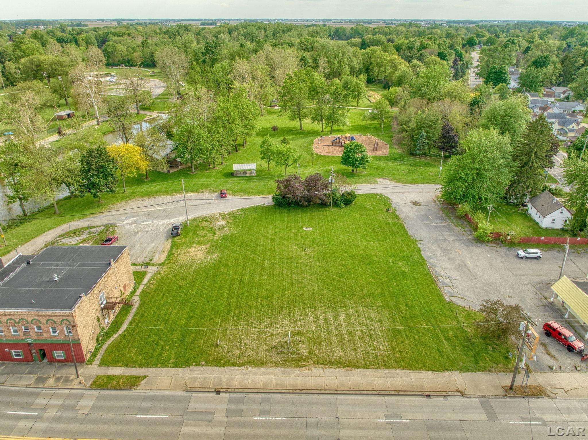 Blissfield, MI 49228,321/315 W Adrian Street
