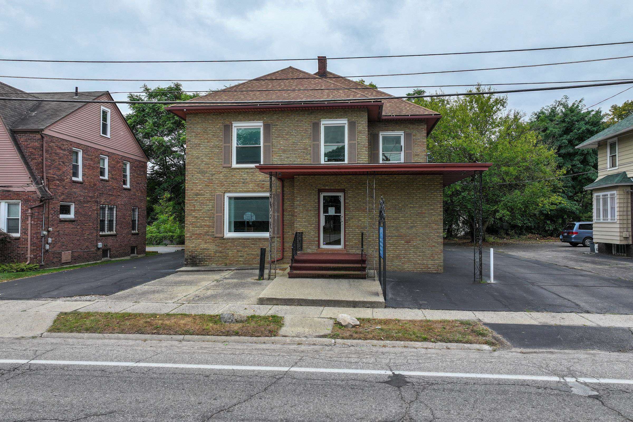 Flint, MI 48503,1030 S Grand Traverse Road