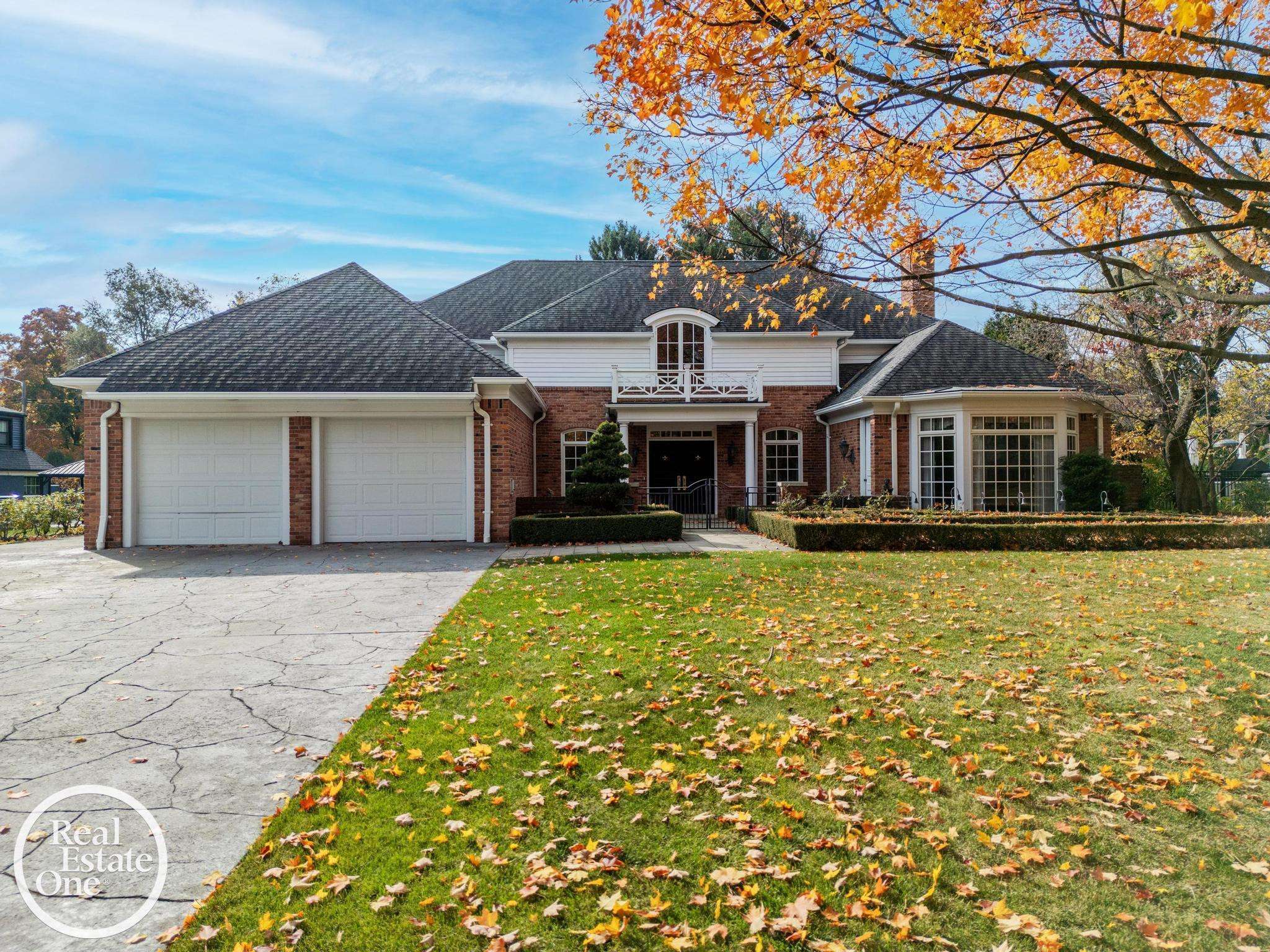 Grosse Pointe Farms, MI 48236,161 Lothrop