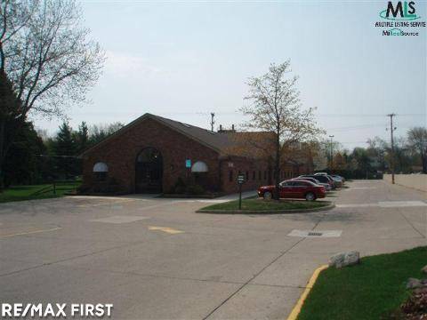 Clinton Twp, MI 48035,36594 MORAVIAN