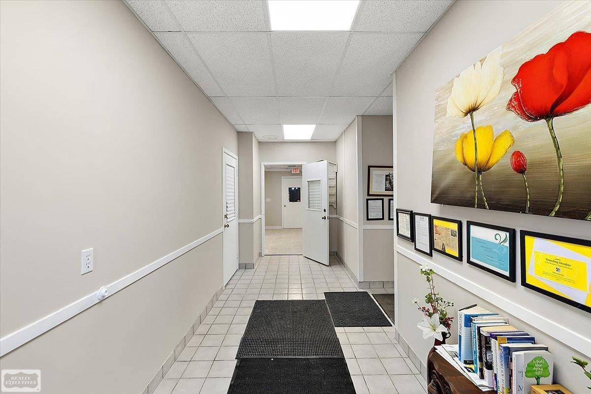 Clinton Twp, MI 48036,37244 S Groesbeck Ste C Highway