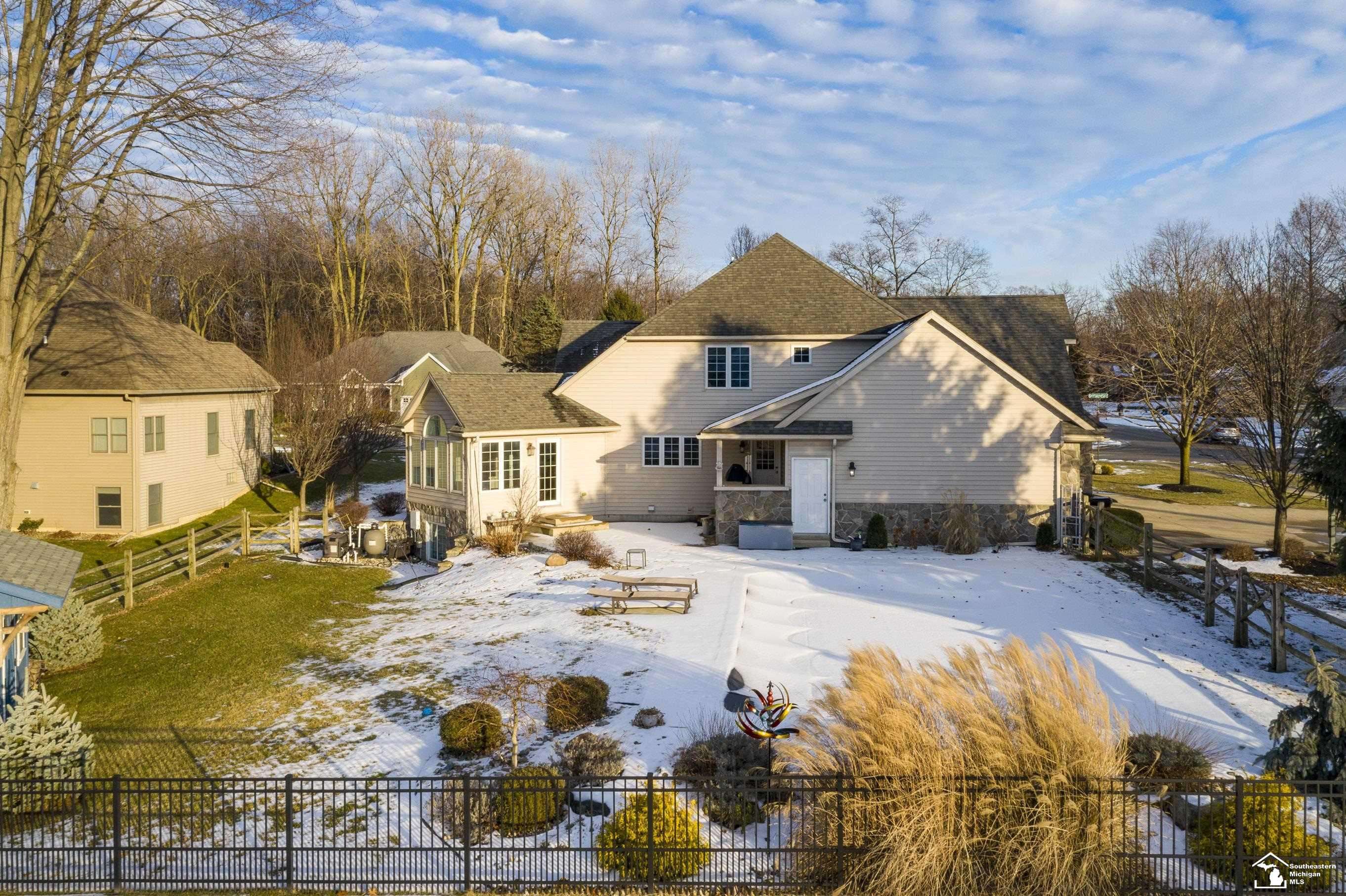 Temperance, MI 48182,1416 Castlebury Drive