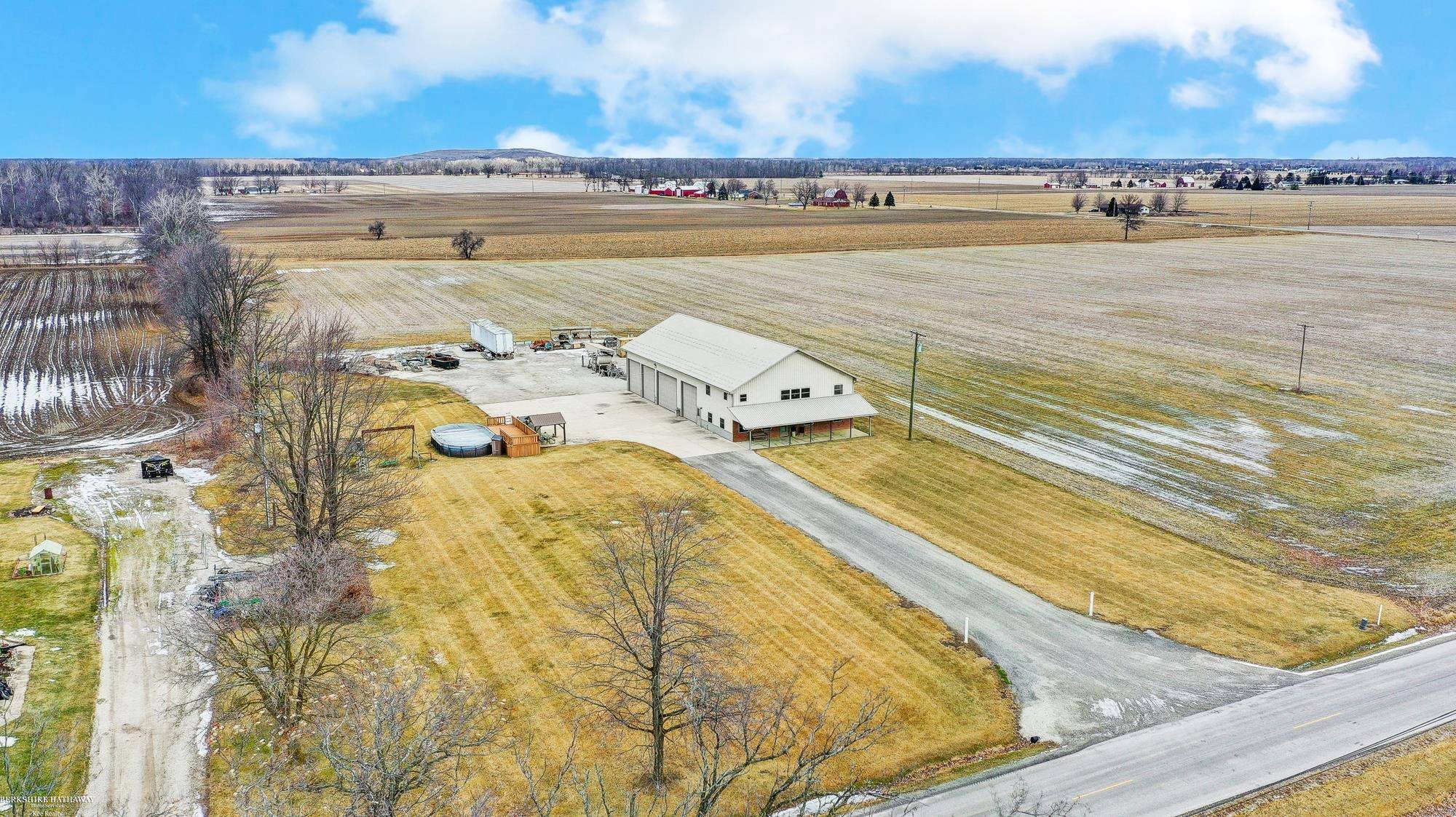 Carleton, MI 48117,4466 Scofield Carleton Road