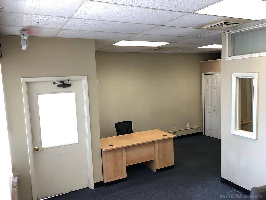 Sterling Heights, MI 48314,42430 Van Dyke