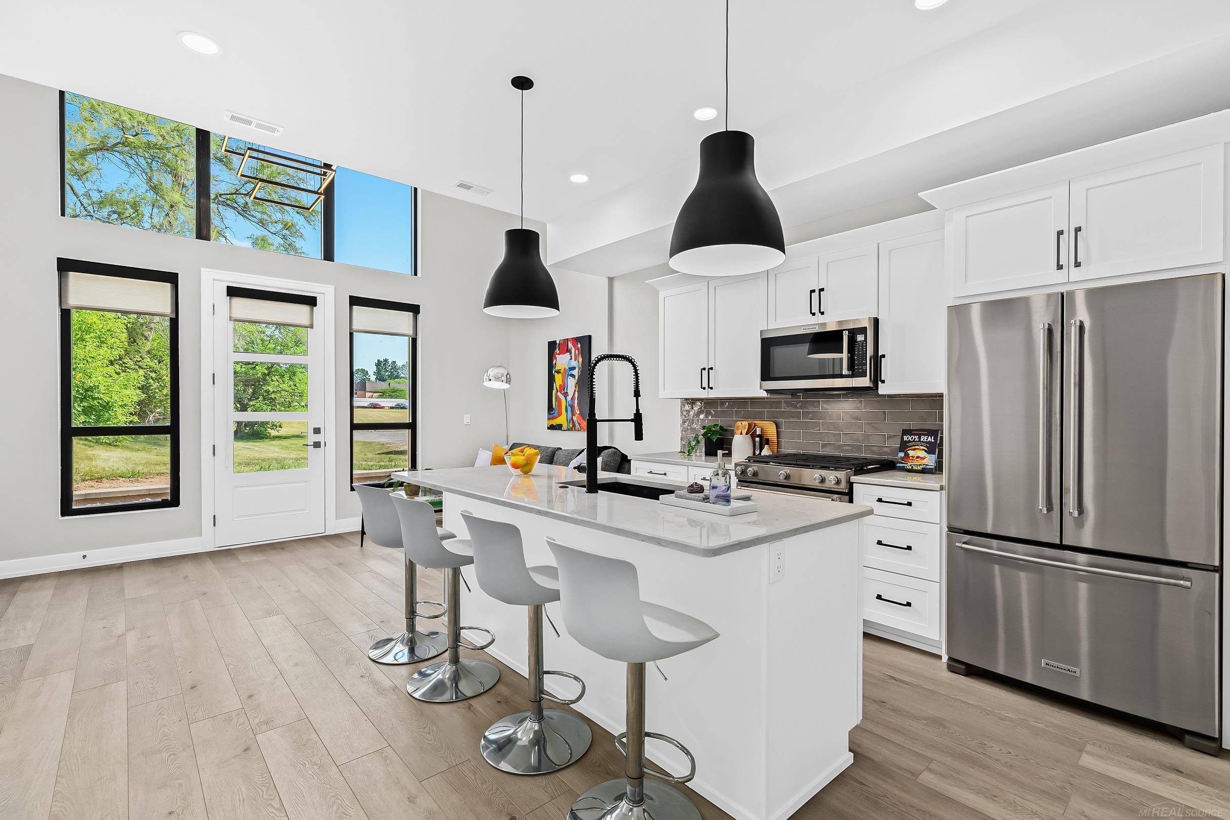 Rochester Hills, MI 48603,432 W Tienken Road