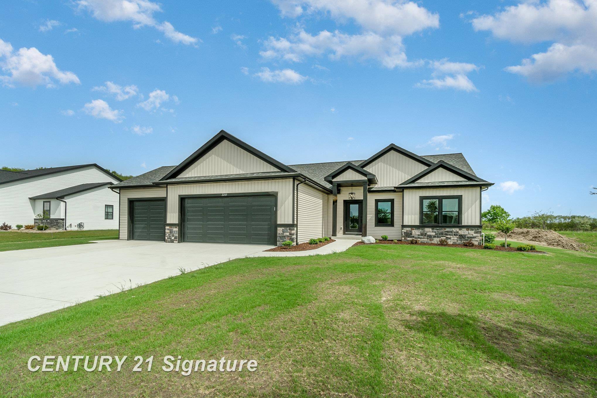 Bay City, MI 48706,2289 Holly Ridge Lane