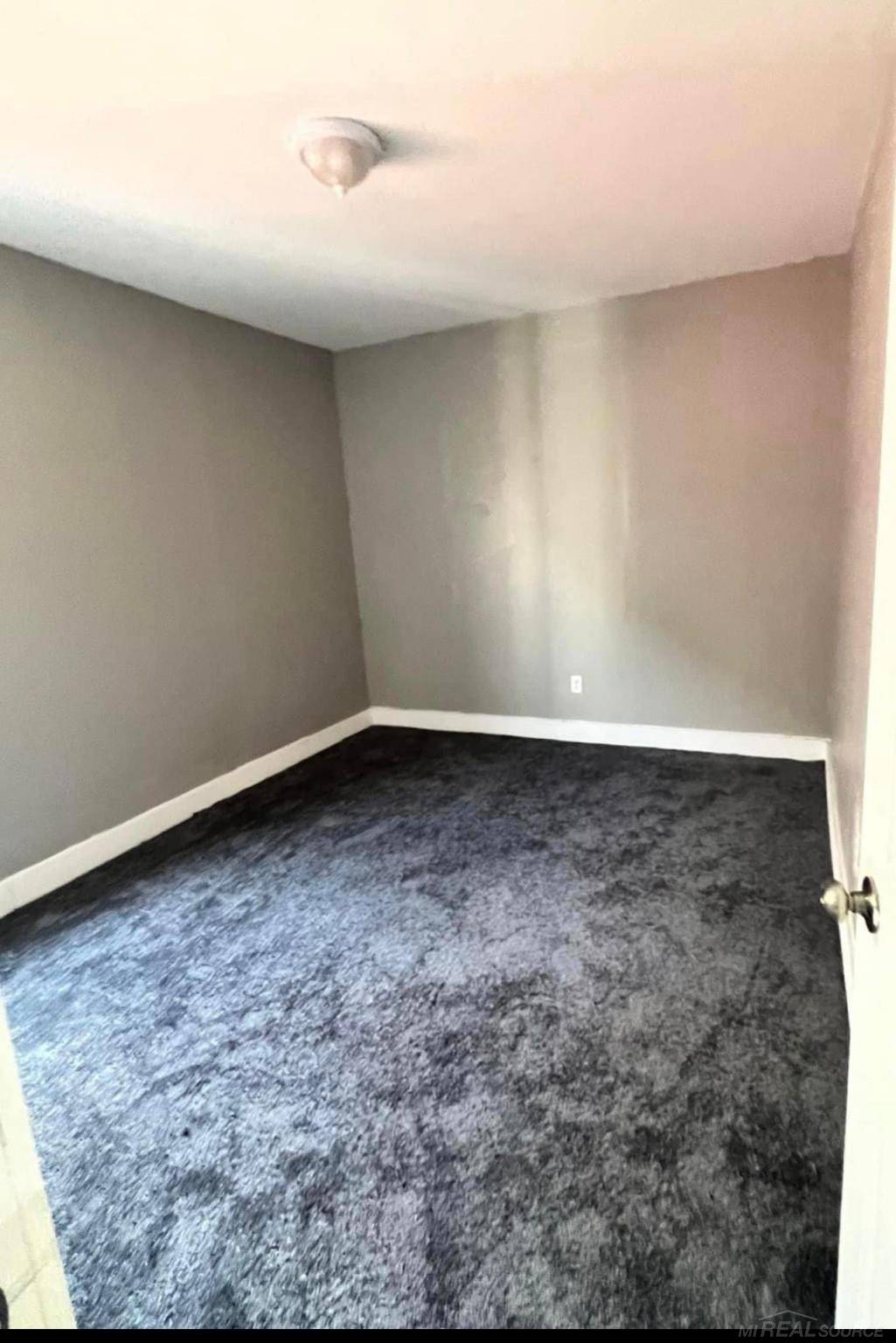 Detroit, MI 48214,4716 Garland Street