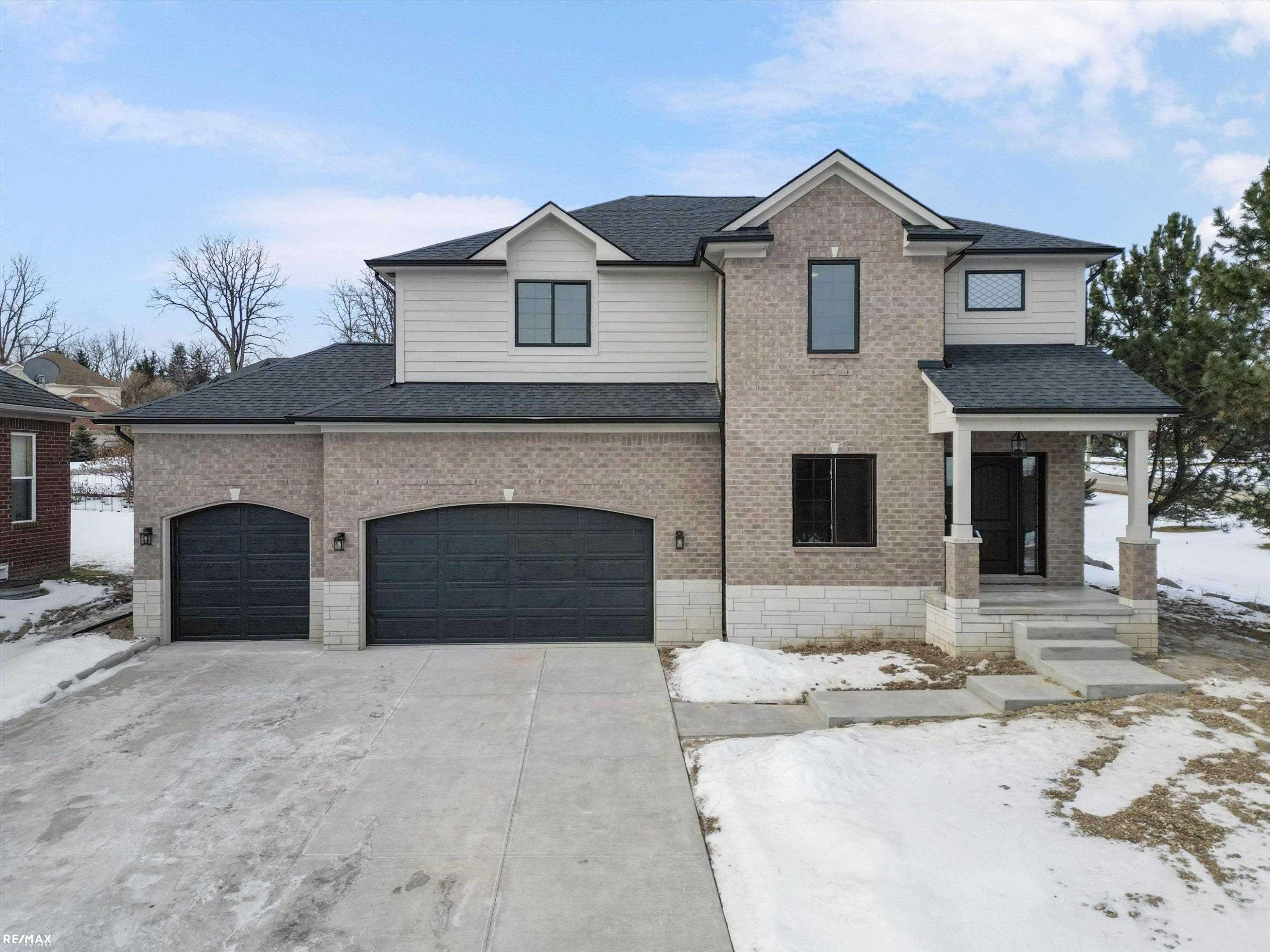 Auburn Hills, MI 48326,4497 Thornhill Drive