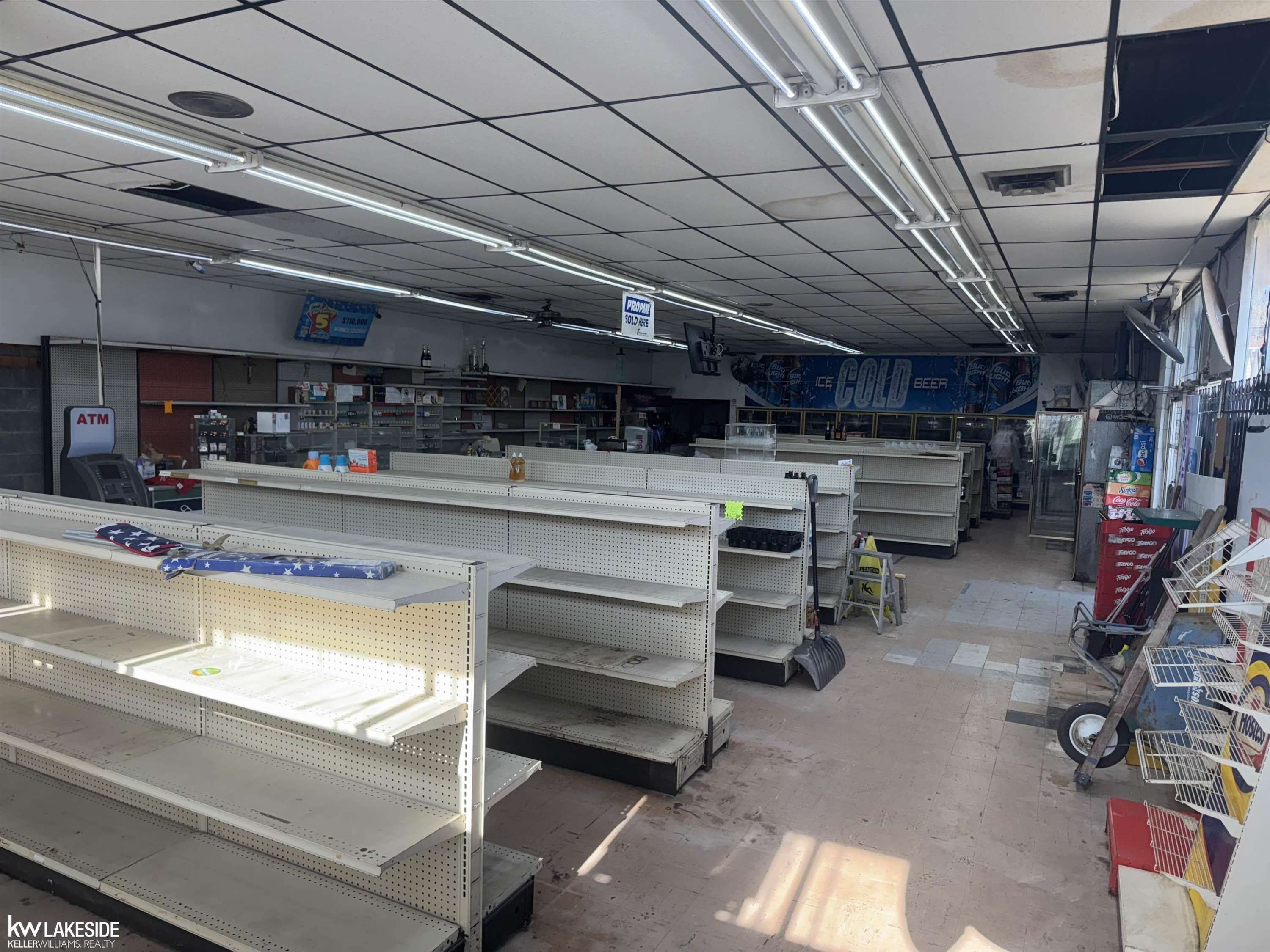 Roseville, MI 48066,26631 Gratiot Avenue