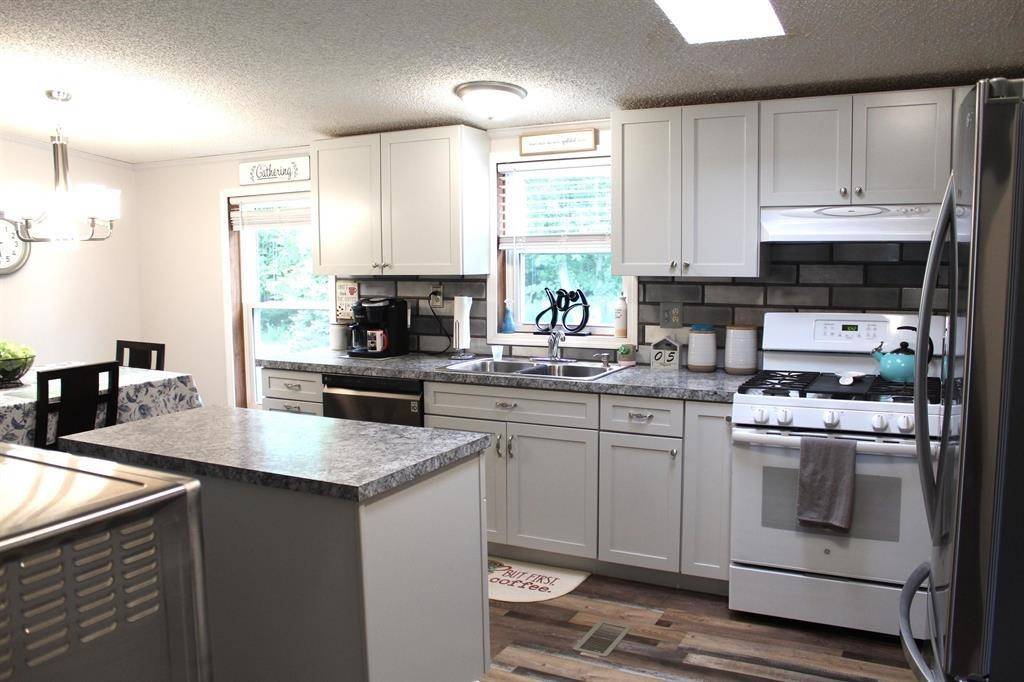 Clio, MI 48420,9353 Woodridge Drive