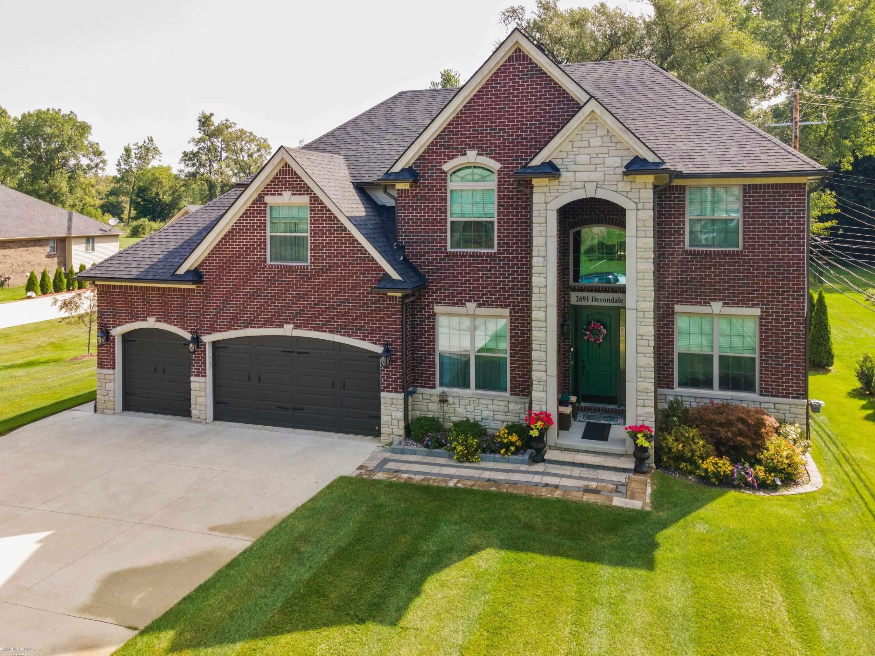Rochester Hills, MI 48309,2691 Devondale Road