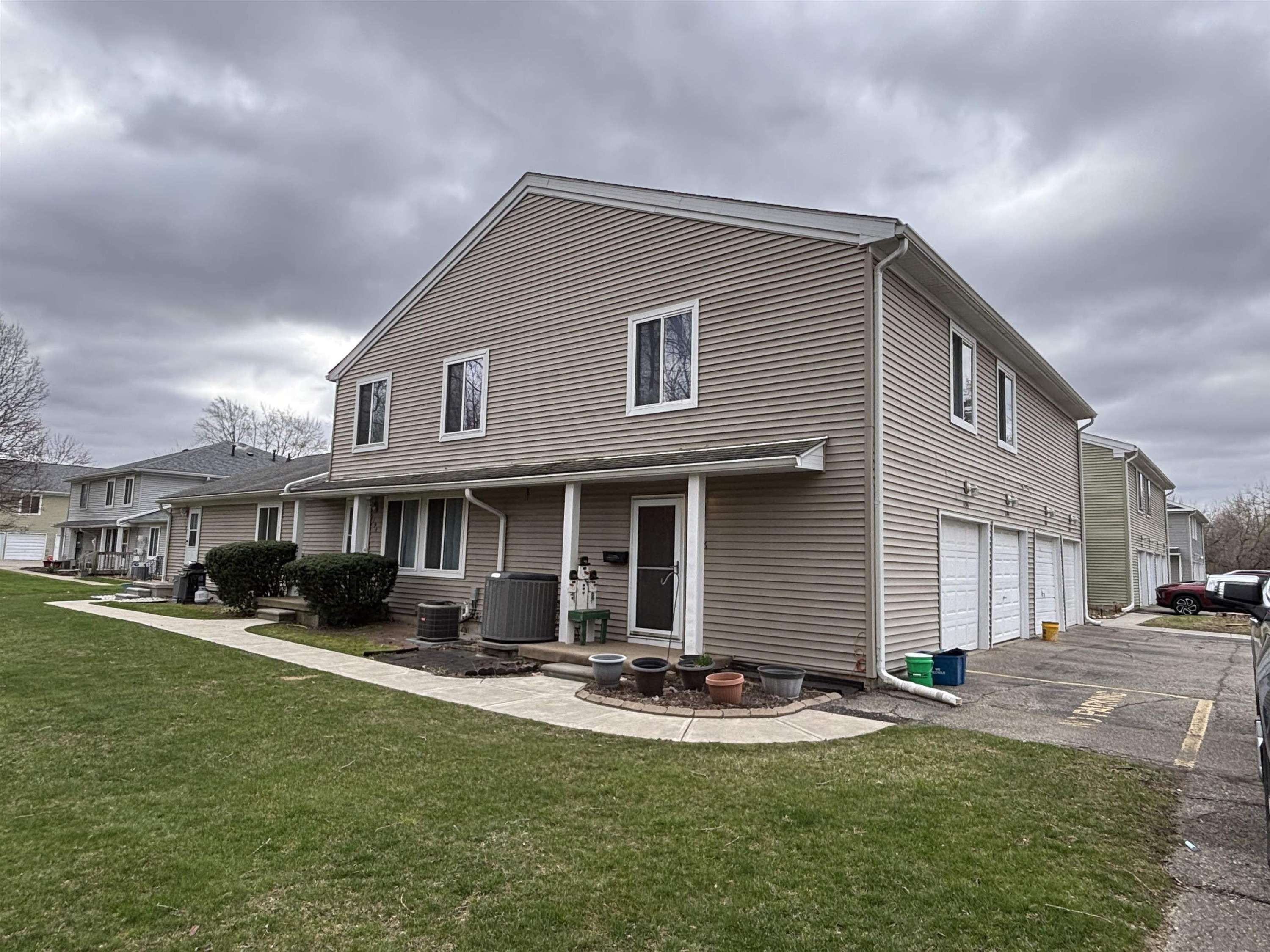 Flint, MI 48507,1196 Leisure Drive