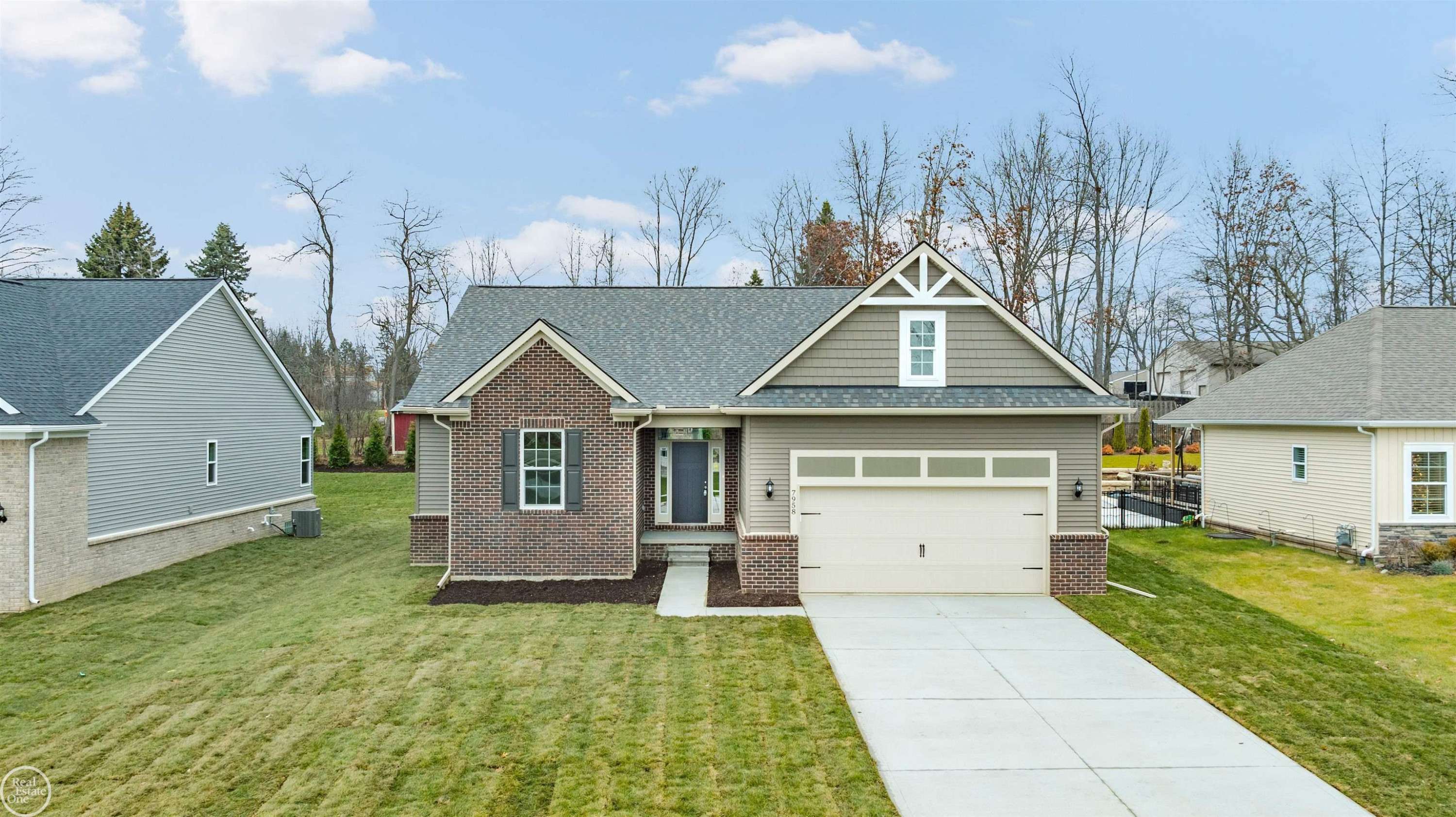 Waterford, MI 48327,7982 Jordan Drive