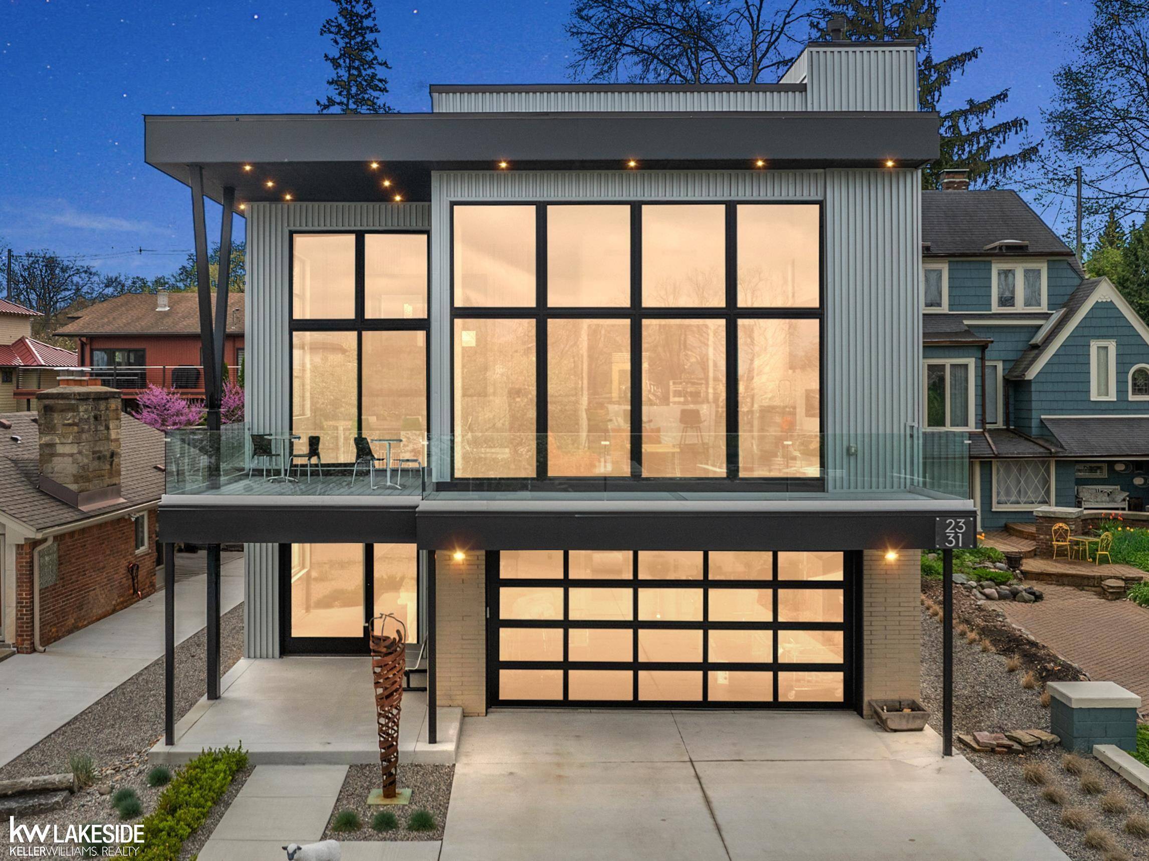 MI 48320,2331 Ferndale Avenue