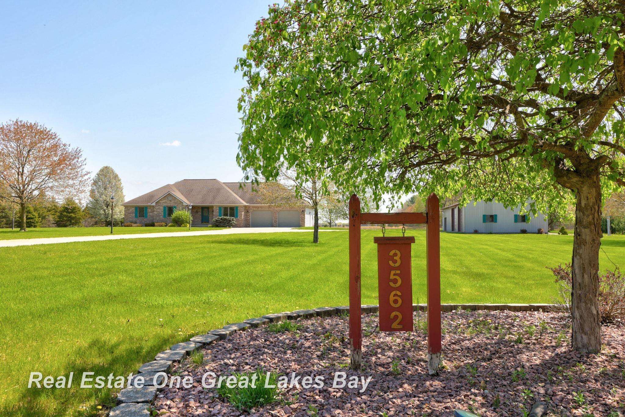 Freeland, MI 48623,3562 N Gleaner Road