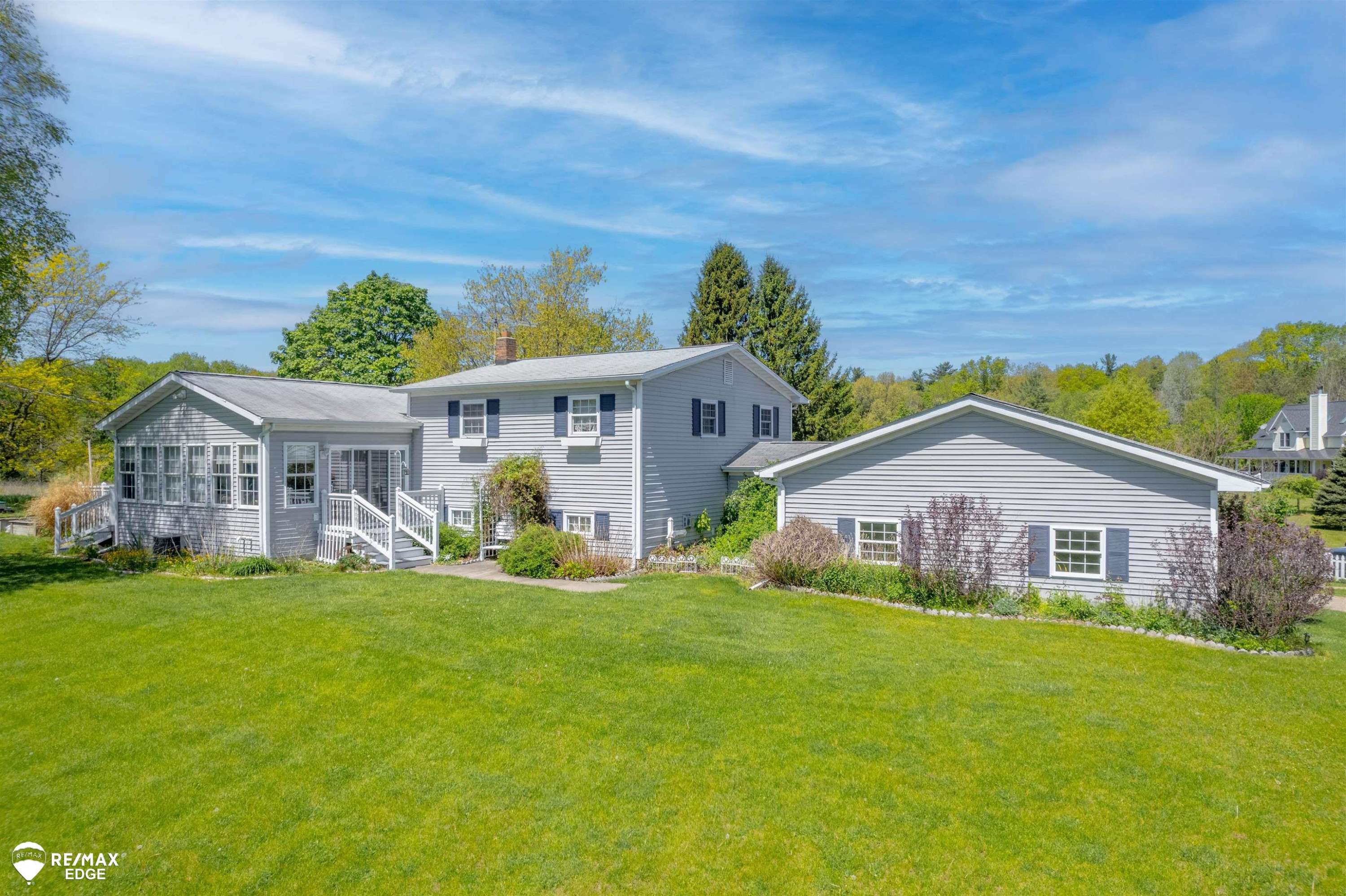 Columbiaville, MI 48421,4705 Lonsberry Road