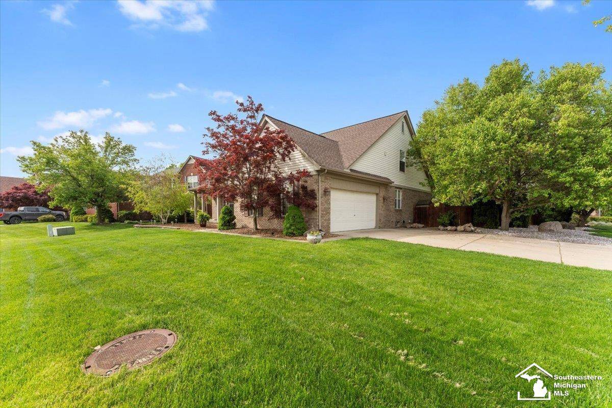 Flat Rock, MI 48134,25345 Hunter Lane