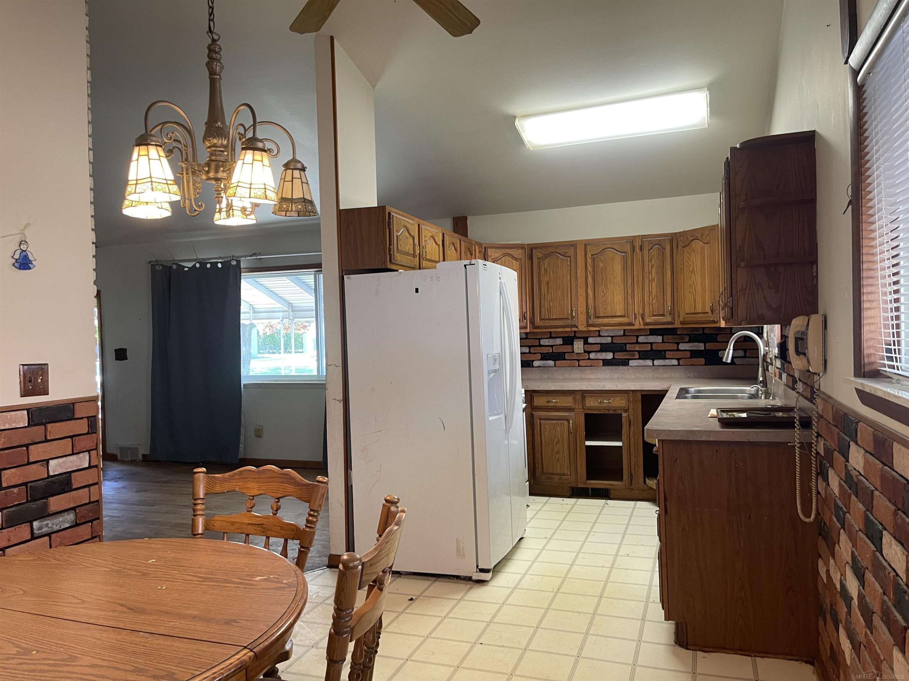 Saint Clair Shores, MI 48082,23025 Raymond Street