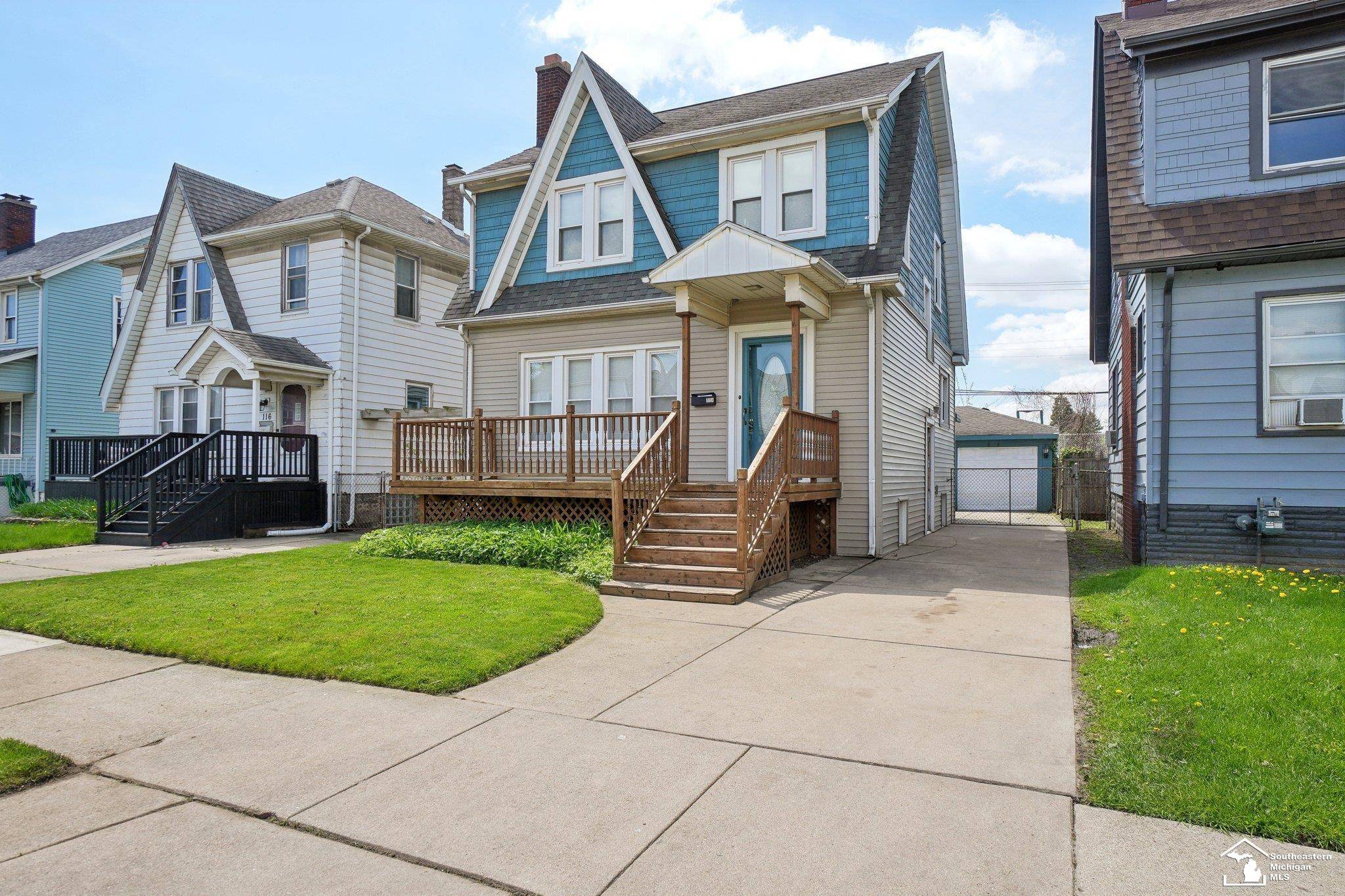MI 48218,114 Walnut Street