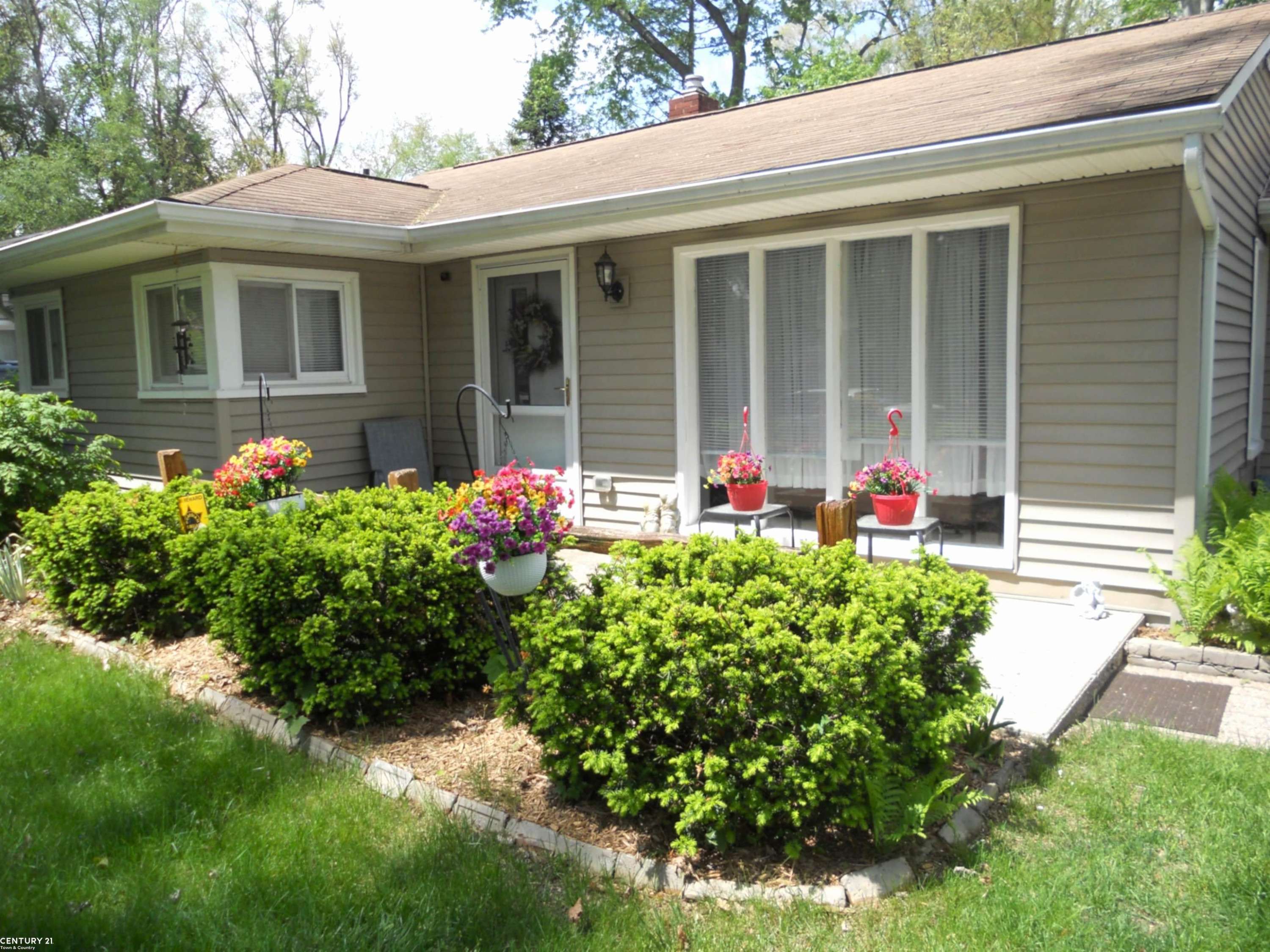Shelby Twp, MI 48317,5727 FORCIER Court