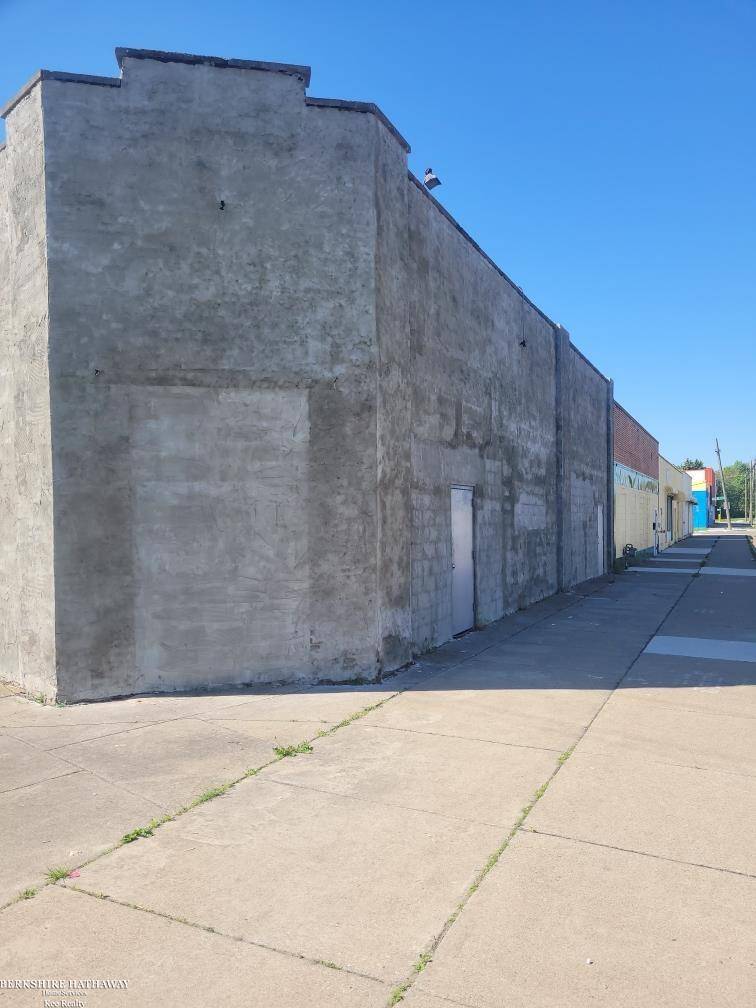 Detroit, MI 48224,16334 Harper Avenue