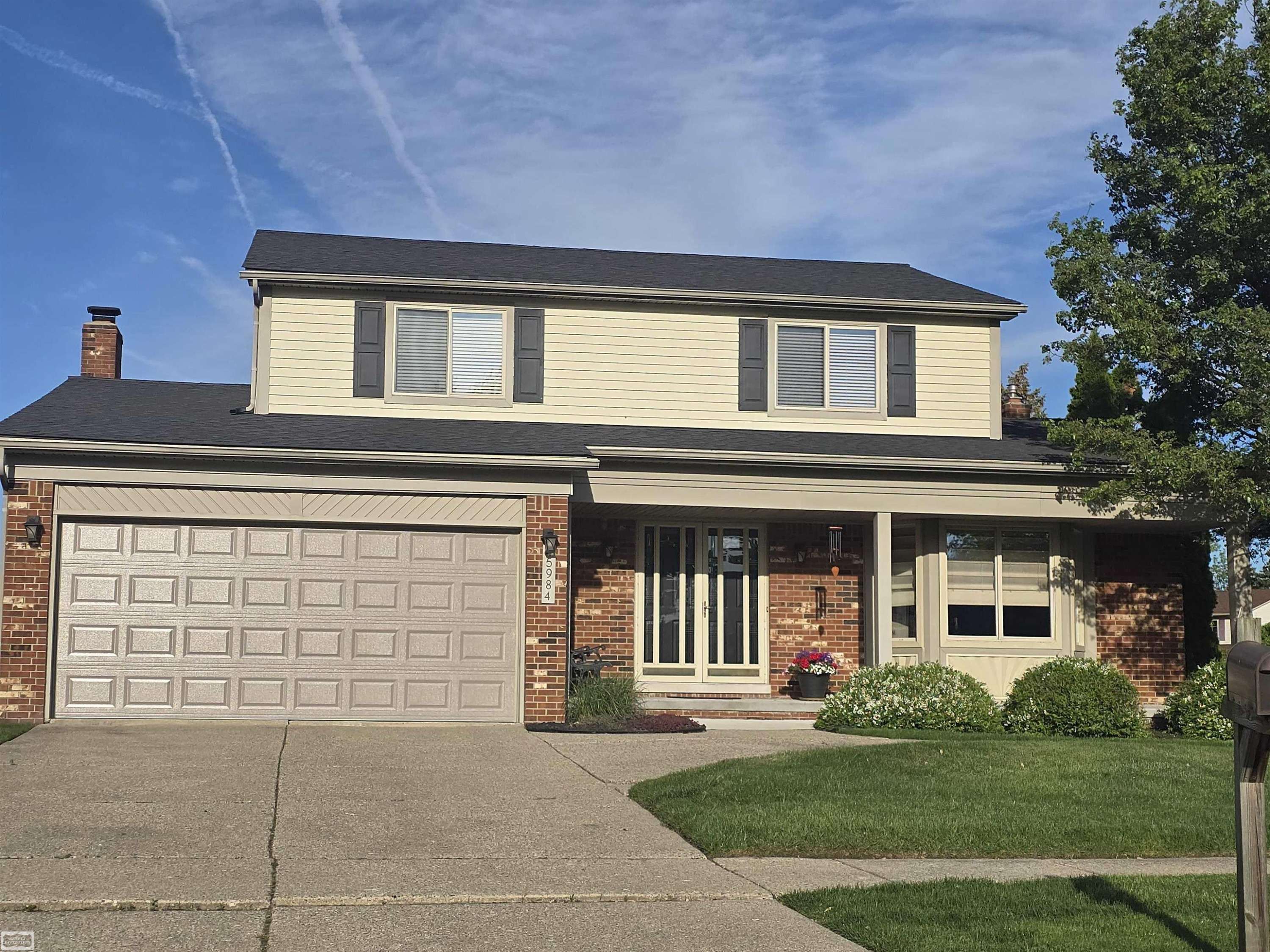 MI 48044,45984 Hollowoode Lane