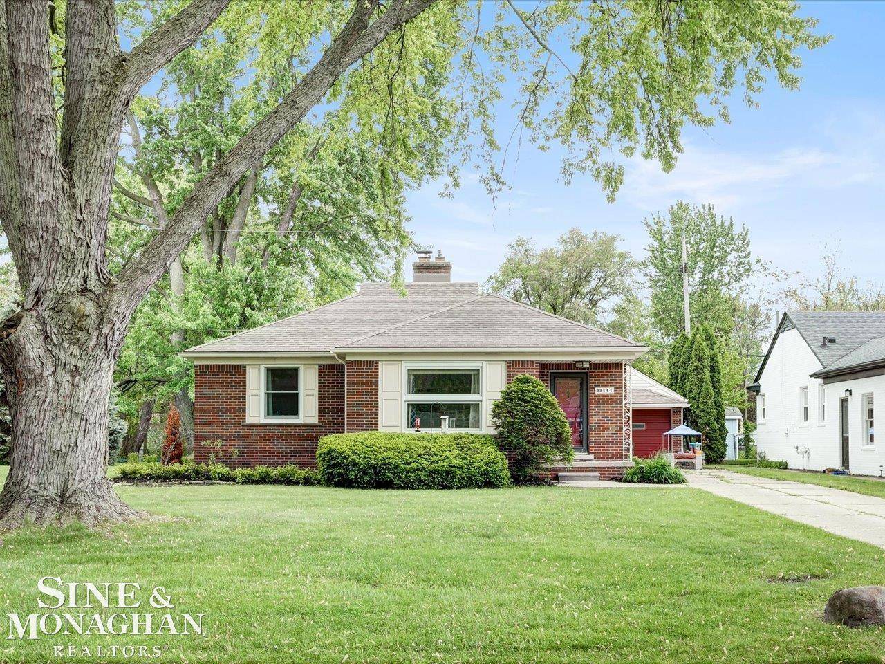 Saint Clair Shores, MI 48081,22444 Ardmore Park Drive