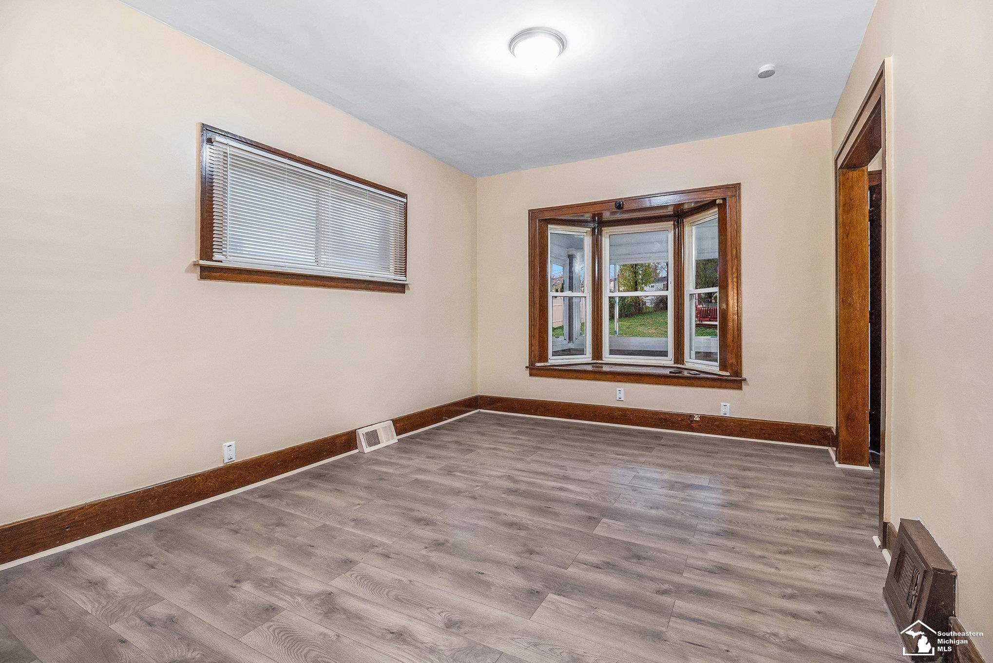 MI 48229,36 W Charlotte Street