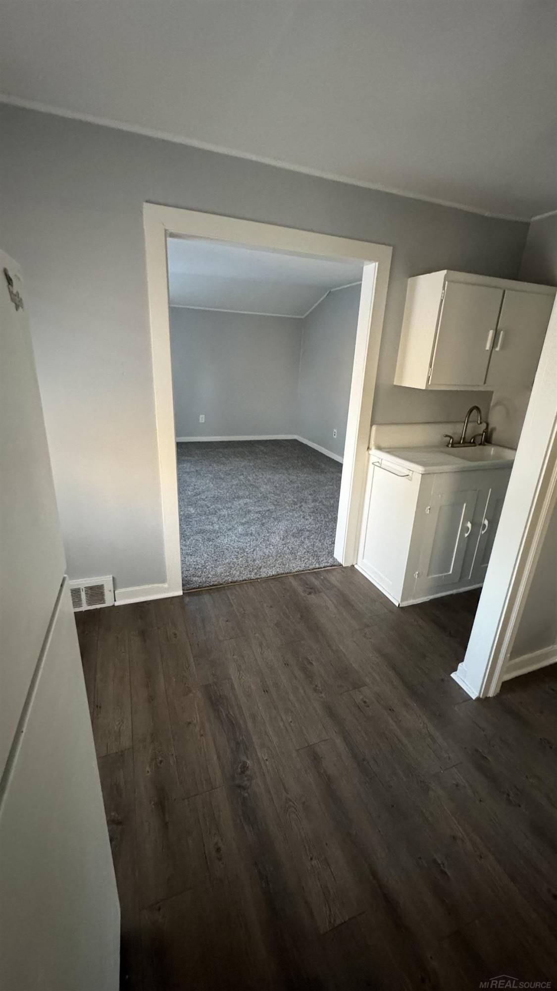Clinton Twp, MI 48036,23510 Buckingham Street