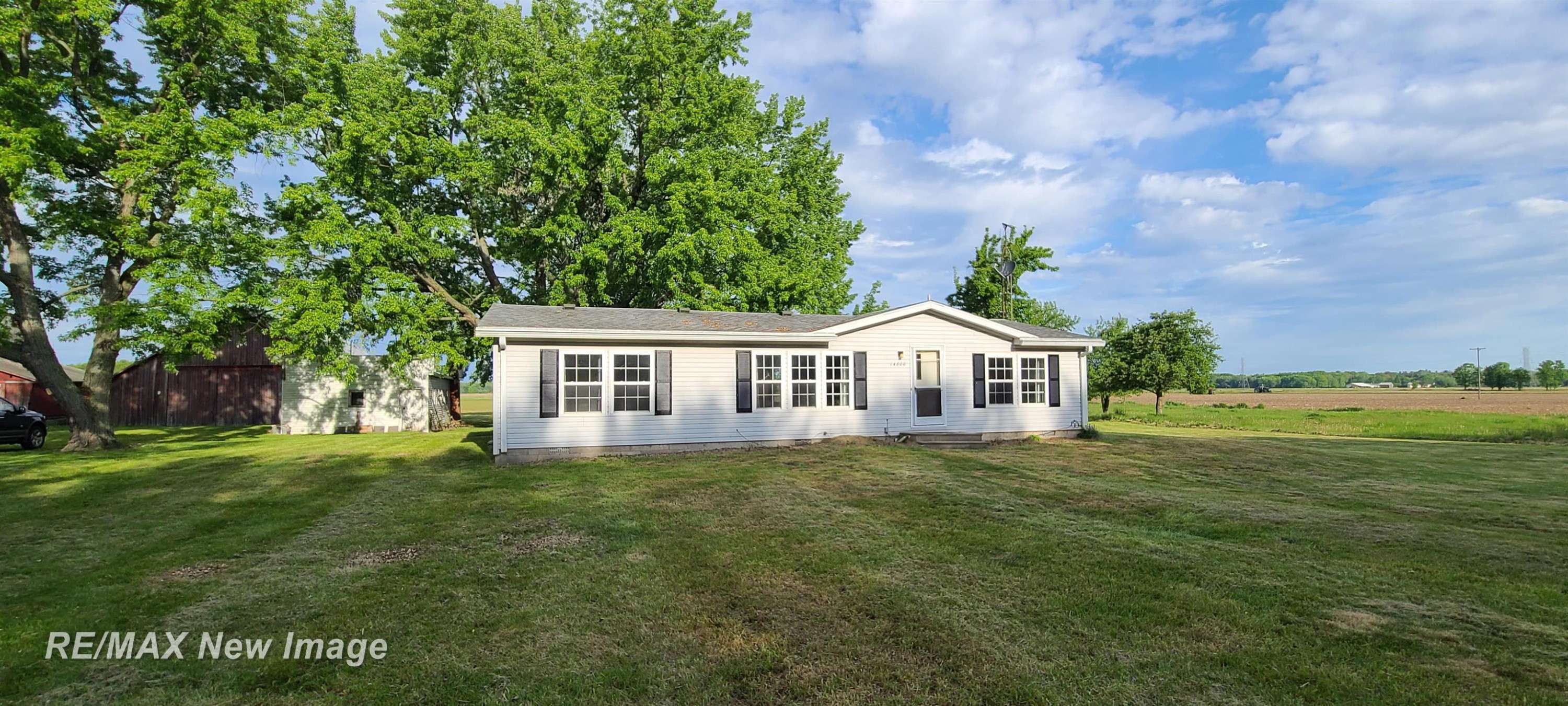 Chesaning, MI 48616,14800 Fordney Road