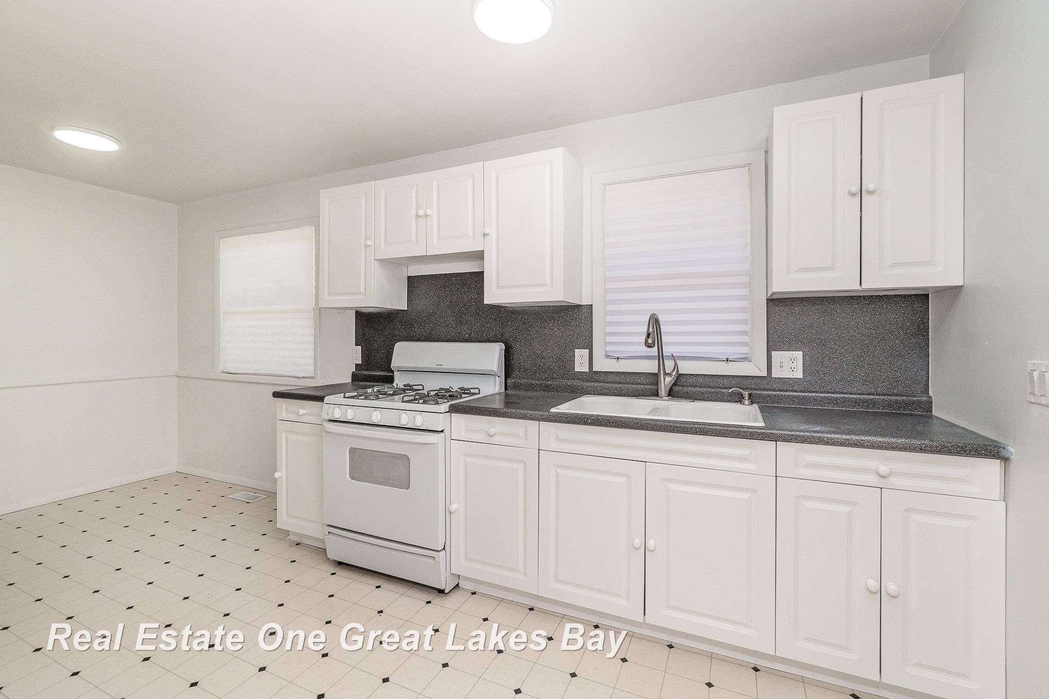 Midland, MI 48642,4675 E Parish Road