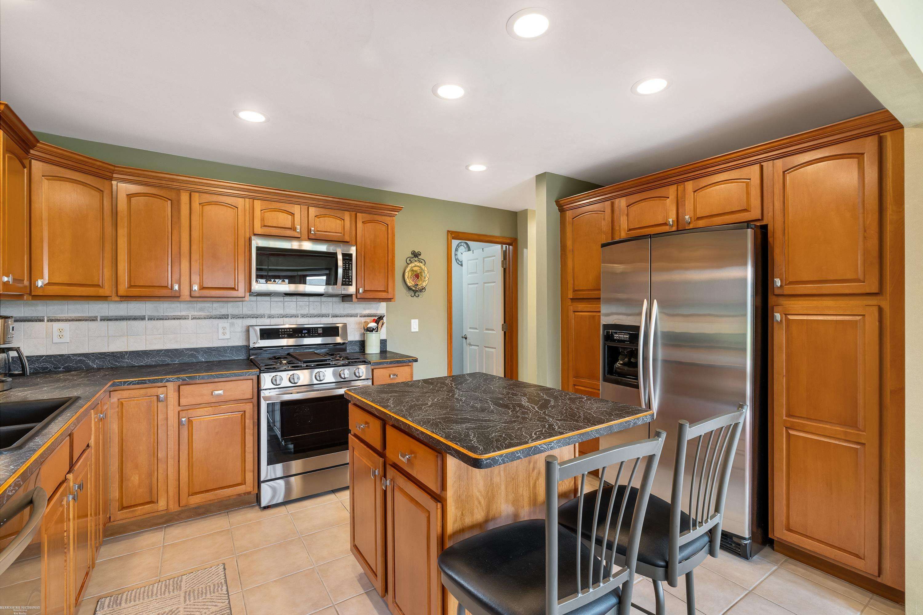 Macomb, MI 48044,46703 Albany Drive