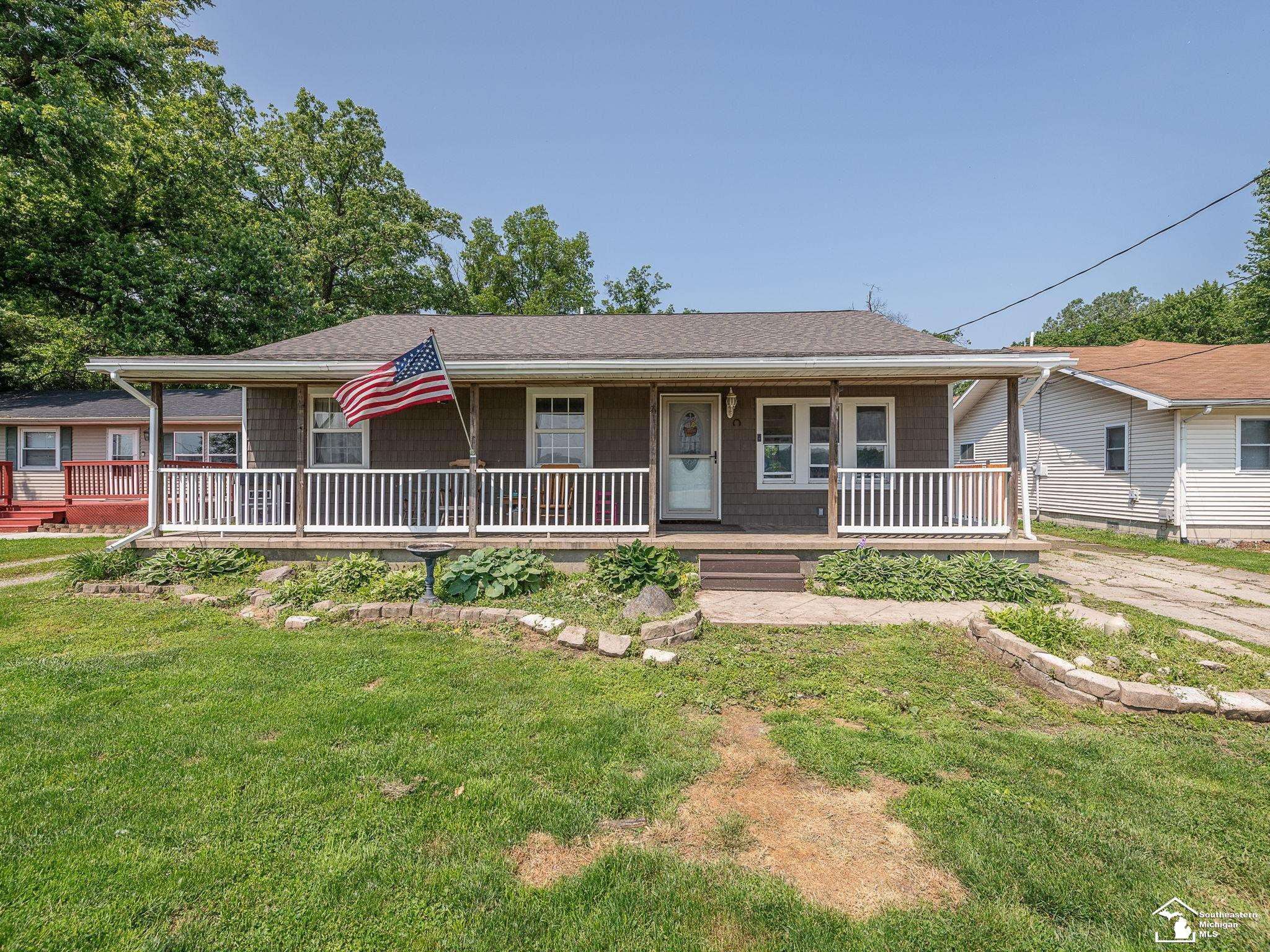 Carleton, MI 48117,9601 Exeter Road