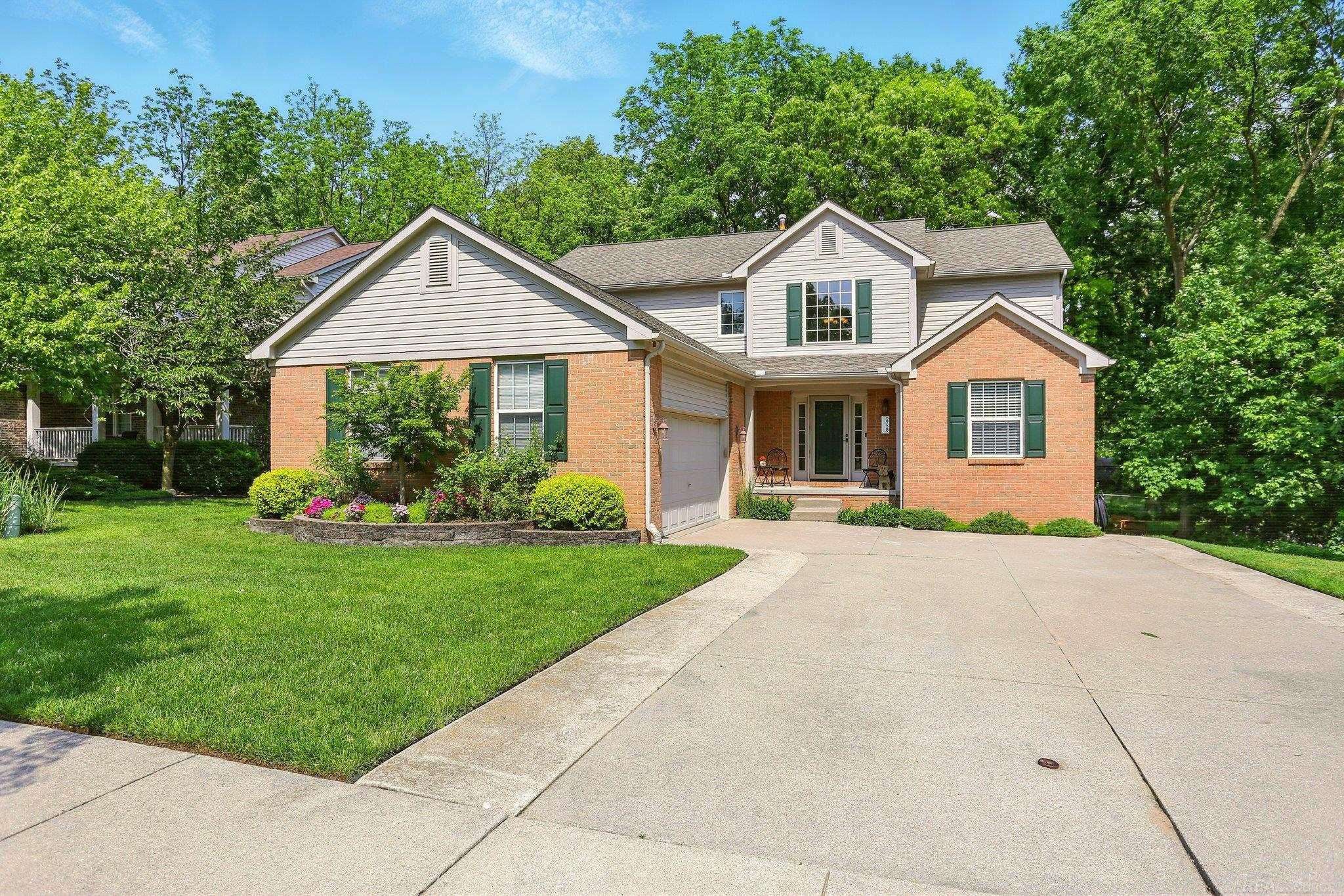 Rochester Hills, MI 48307,2729 Long Meadow Lane