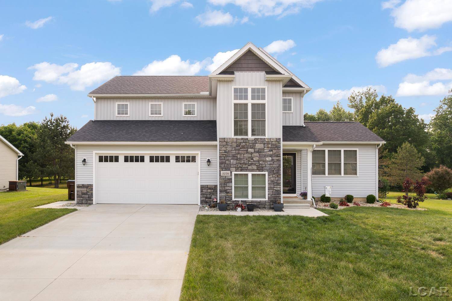 Adrian, MI 49221,3228 Pender Court