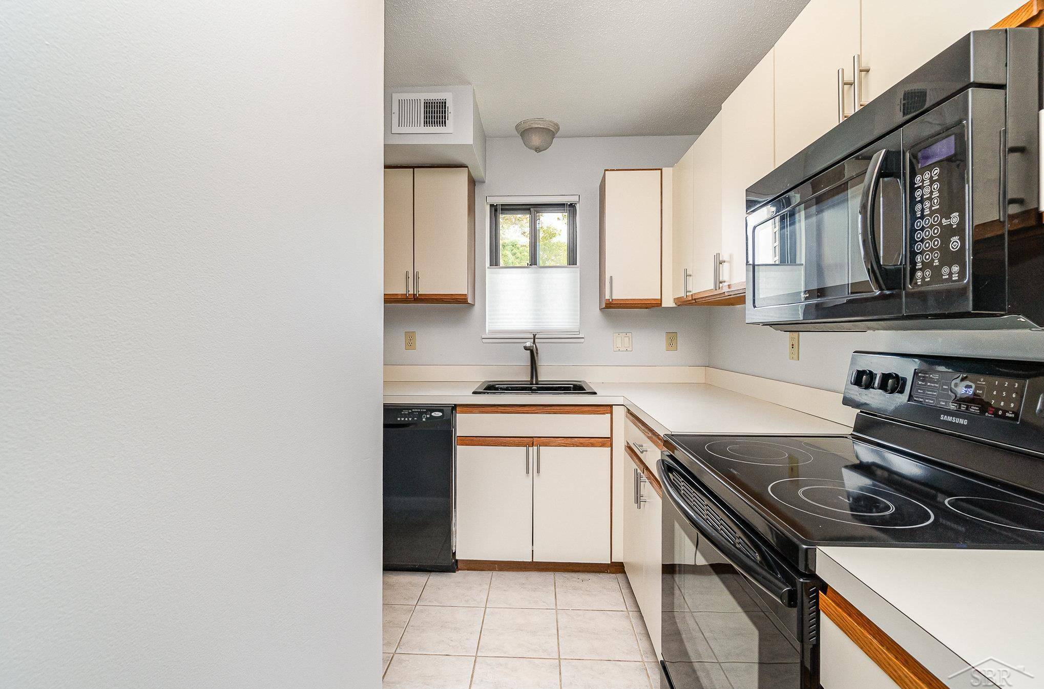 Bay City, MI 48706,301 S Walnut Street