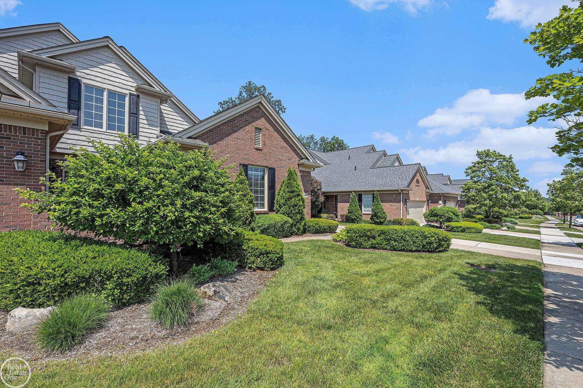 Troy, MI 48098,260 Harrington Drive