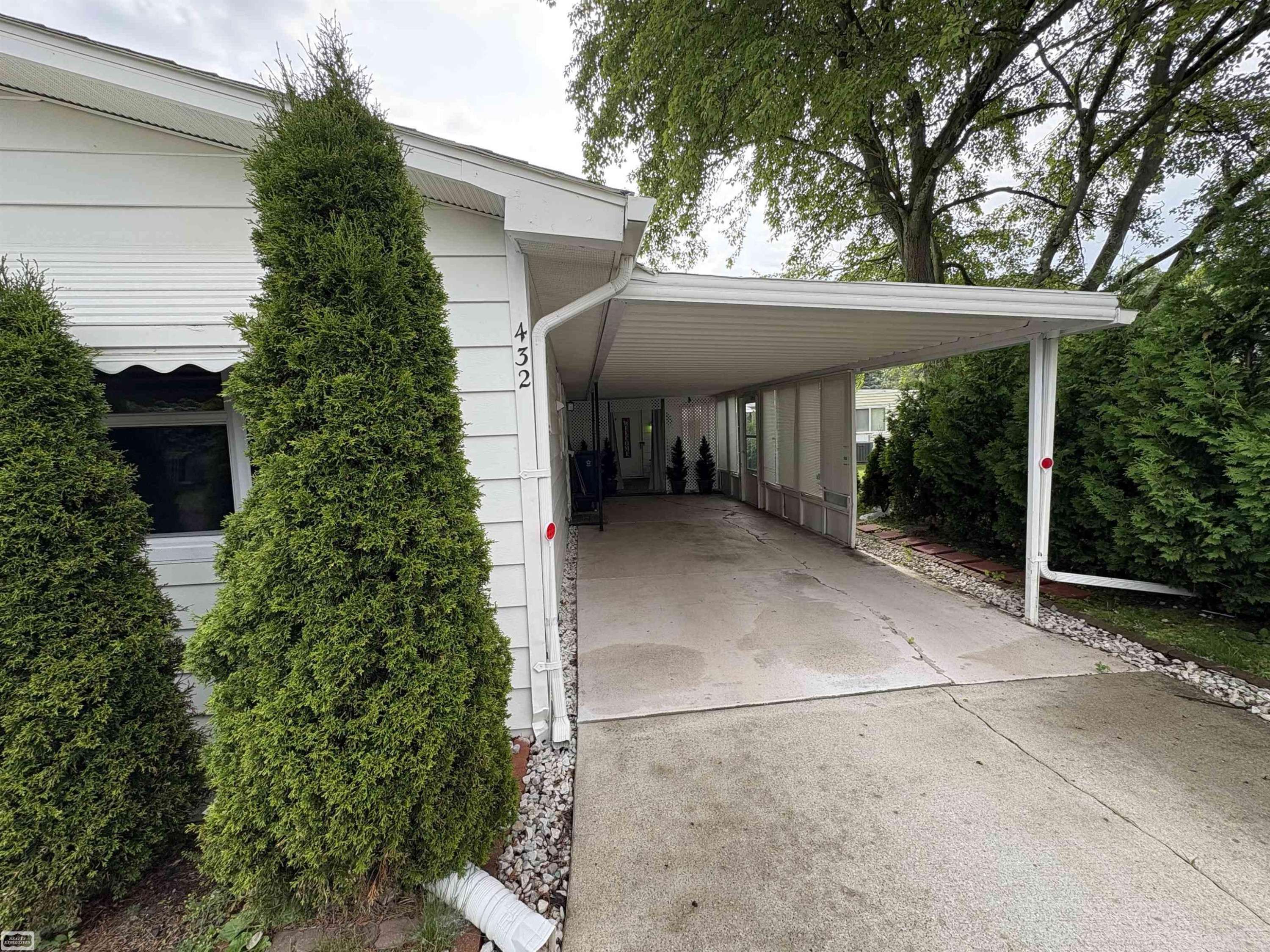 Rochester Hills, MI 48309,432 Flamingo Street