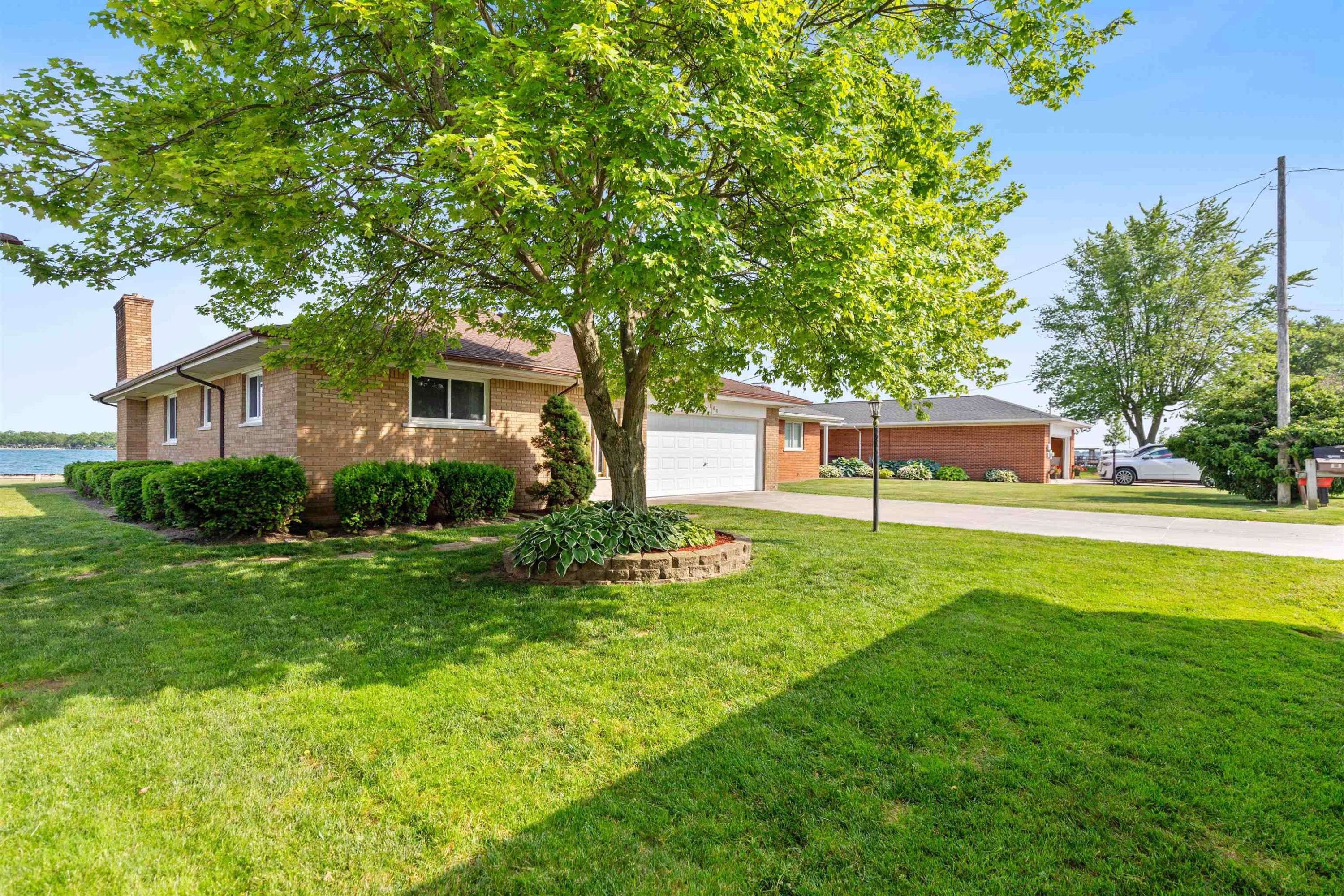 MI,104 Marell Street